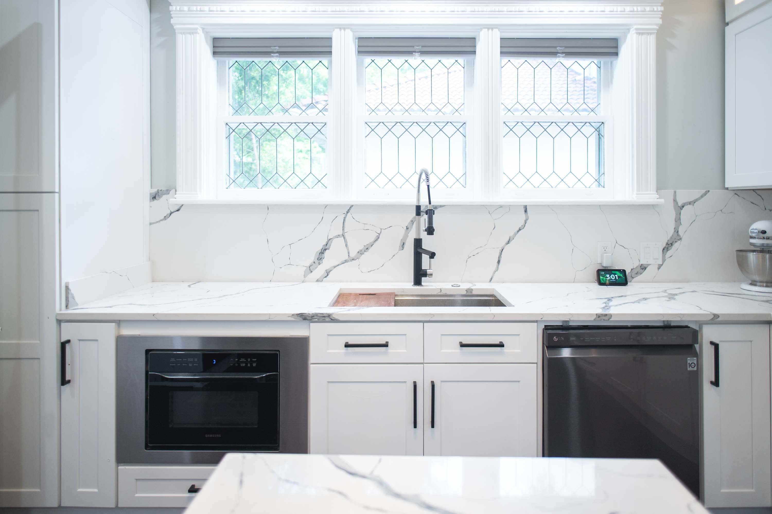 4 BDR Lake Geneva Estate Across from Beach! 8