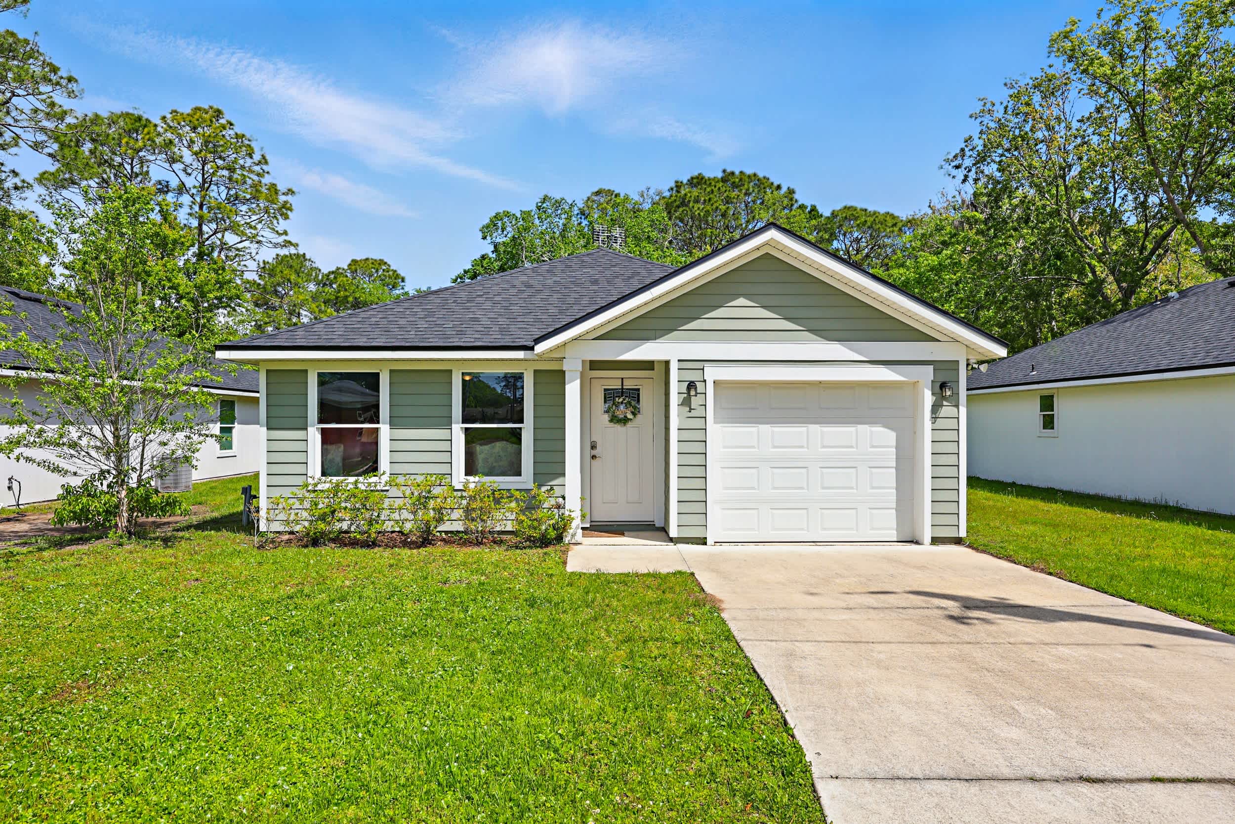 Ocean Blue Haven - Stay for 6! 4