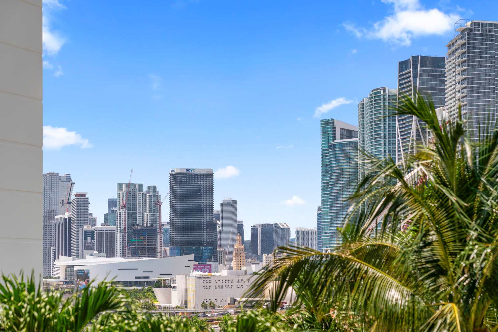 Condo on the Pool - Retreat for 4 with Water Views & Resort-style Amenities 7