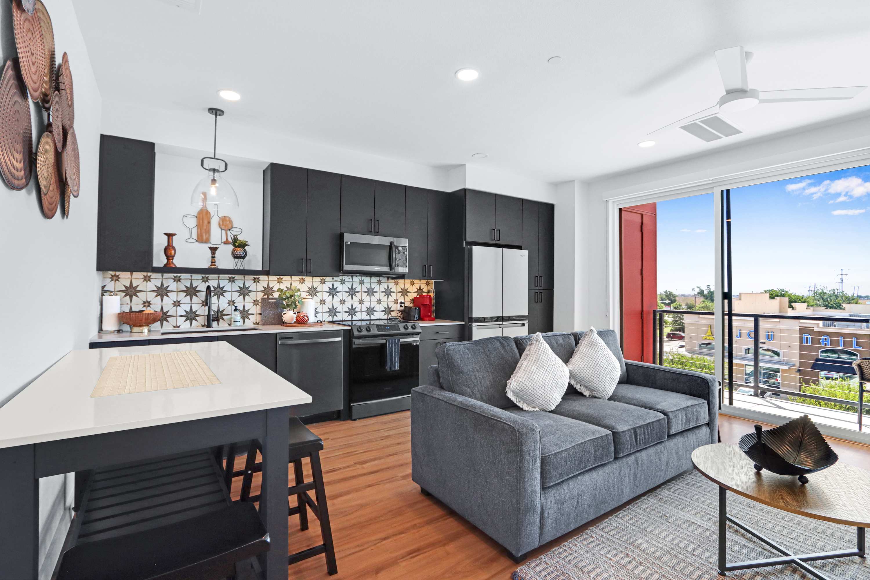 Modern Hill Country Condo for 4 with Resort Perks! 8