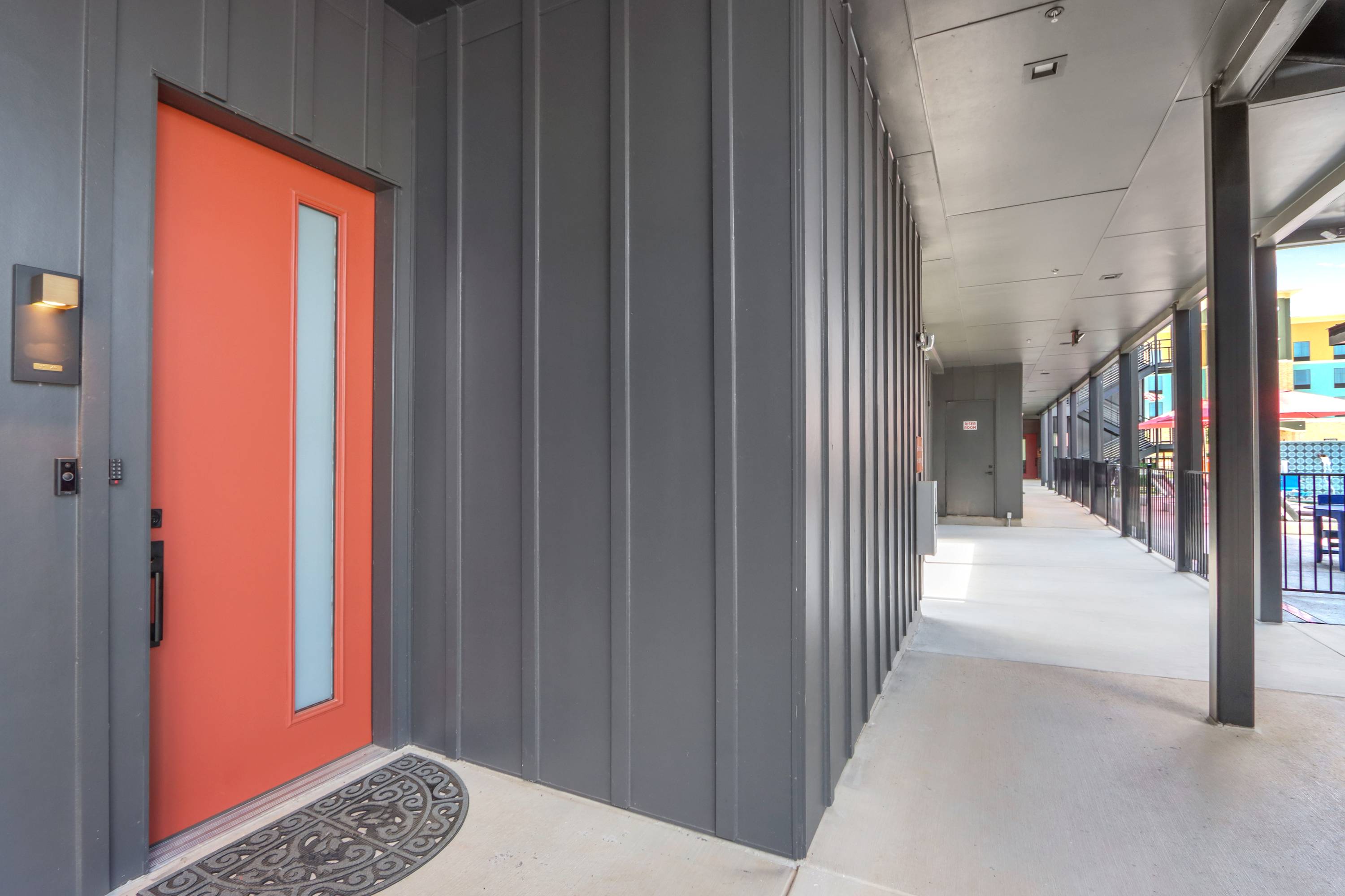 Pure Texas Poolside Oasis - Steps to Entertainment 7