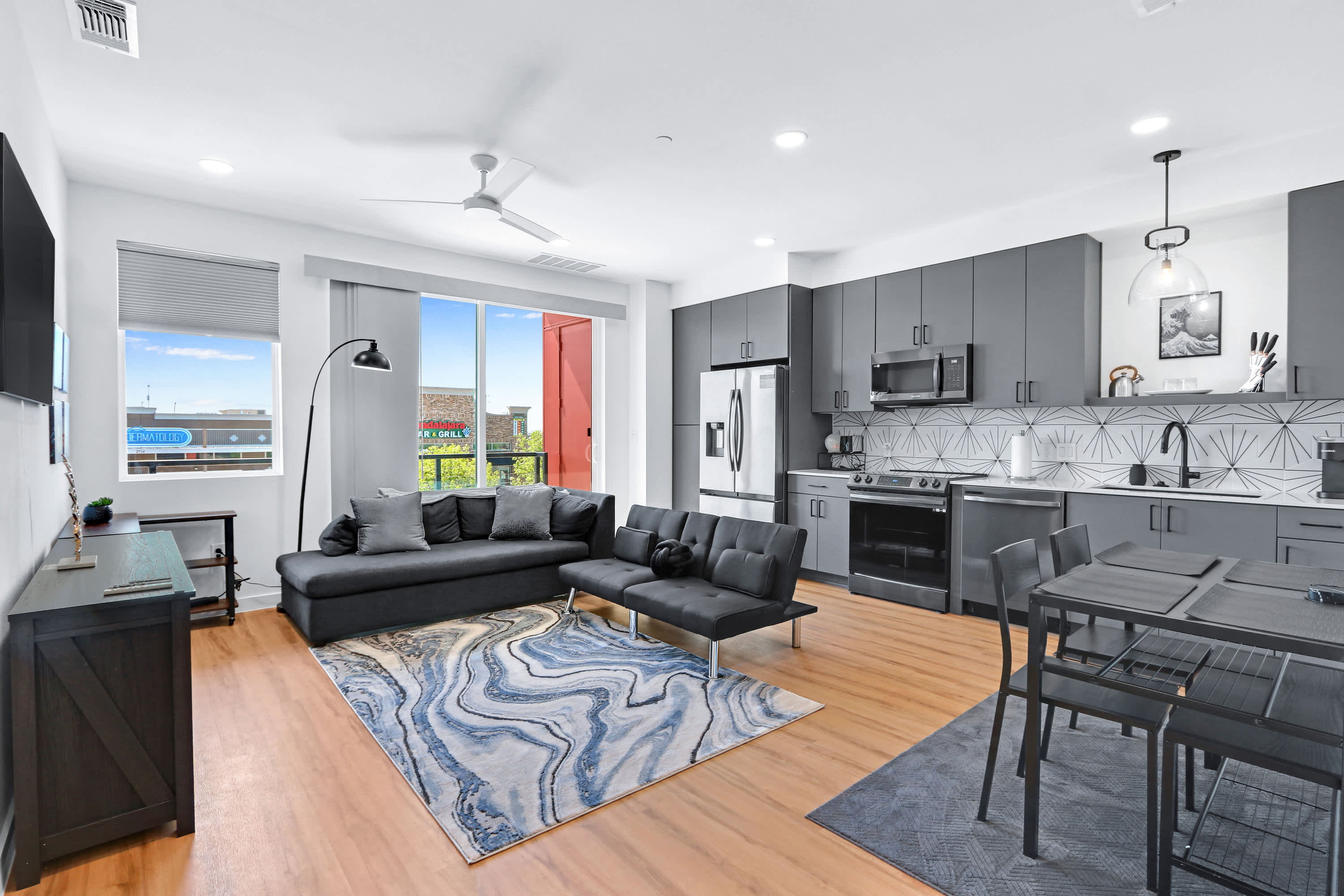 Pacific Island Inspired Stay - Amazing Location