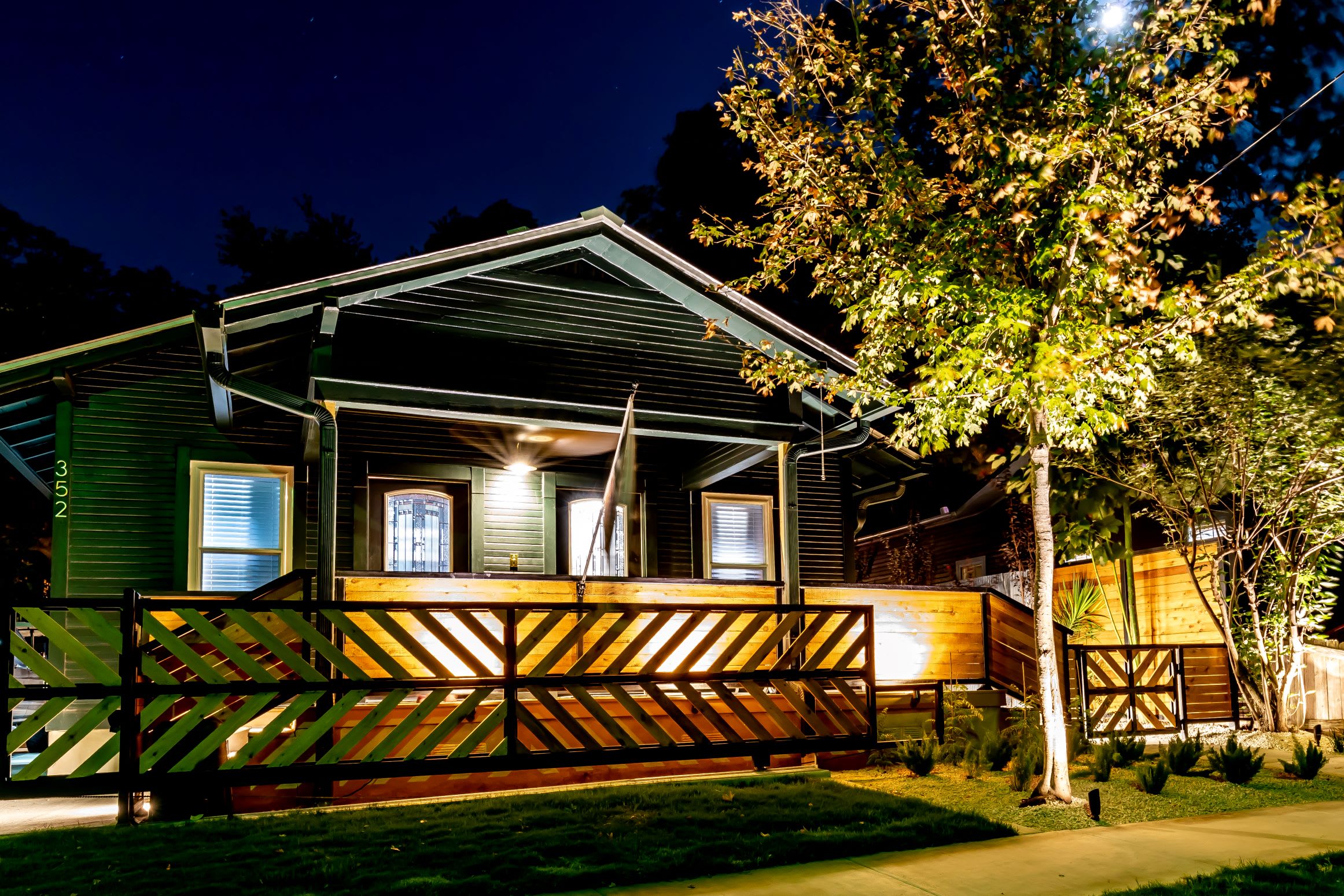 Best Location in Downtown NB - Golf Cart Included! 4