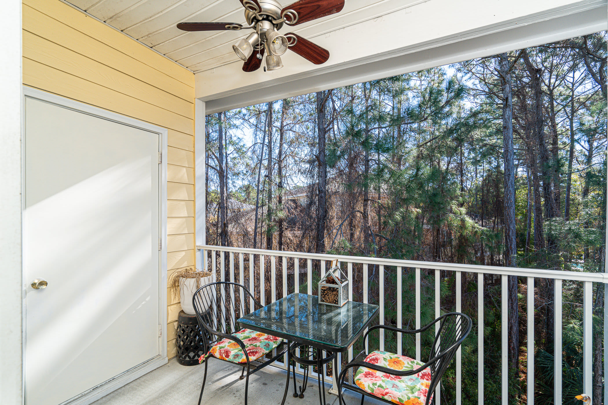 Miramar Beach Condo | Pool & Shops Nearby 8