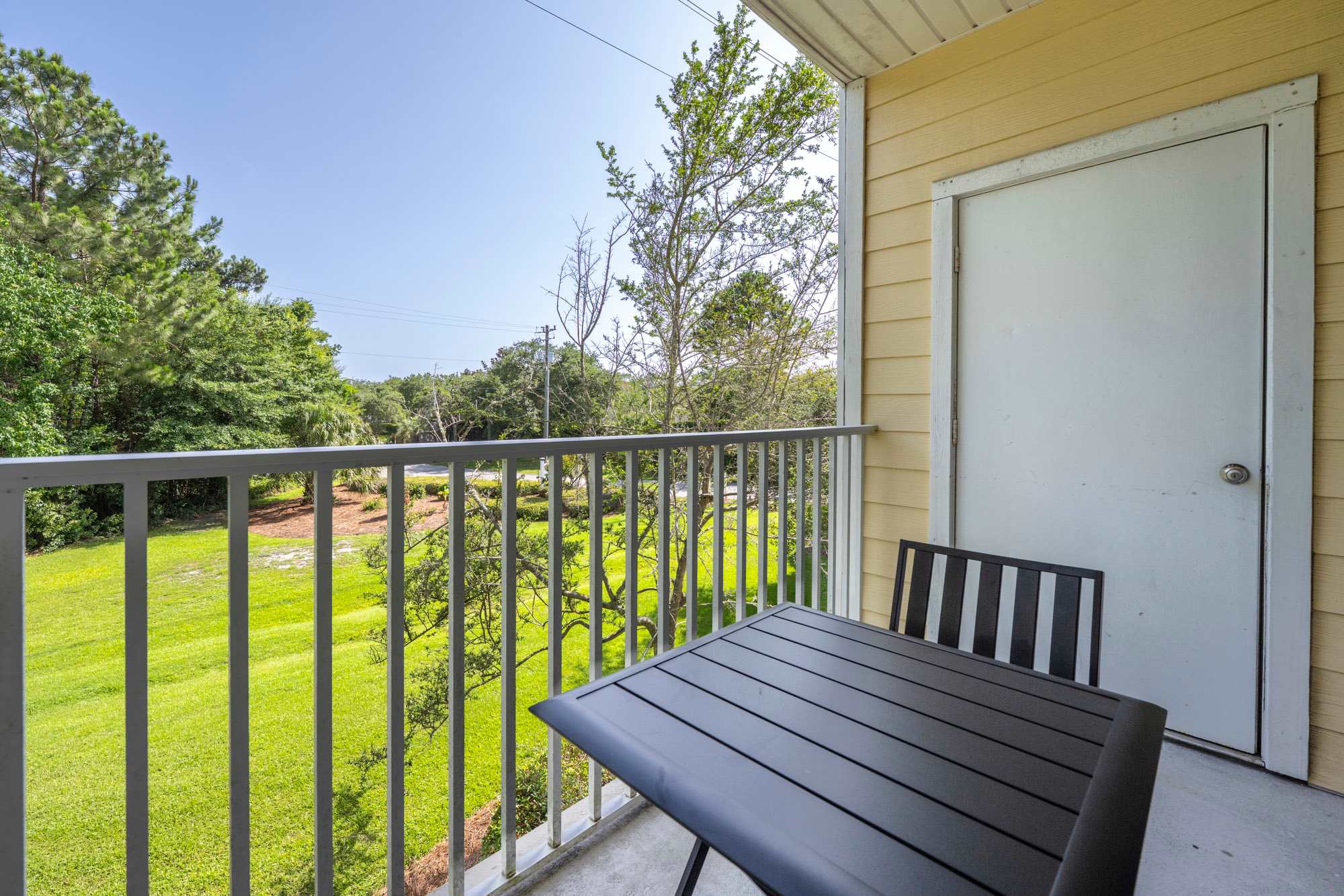 Steps to Grand Blvd | Pool + Beach Nearby 7