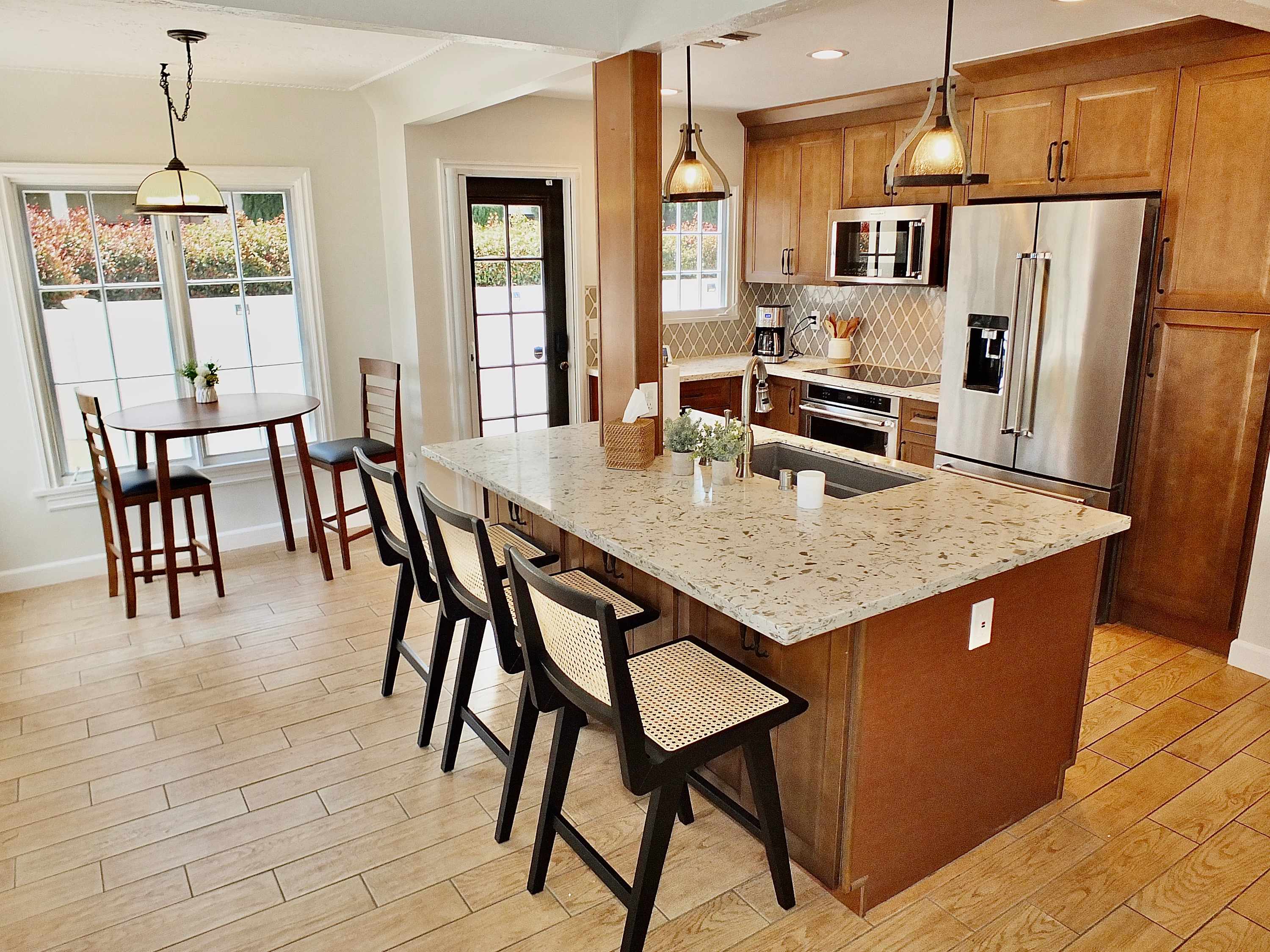 Belmont Shore Beach House - Oceanfront Views, Prime World Cup Locations! 7