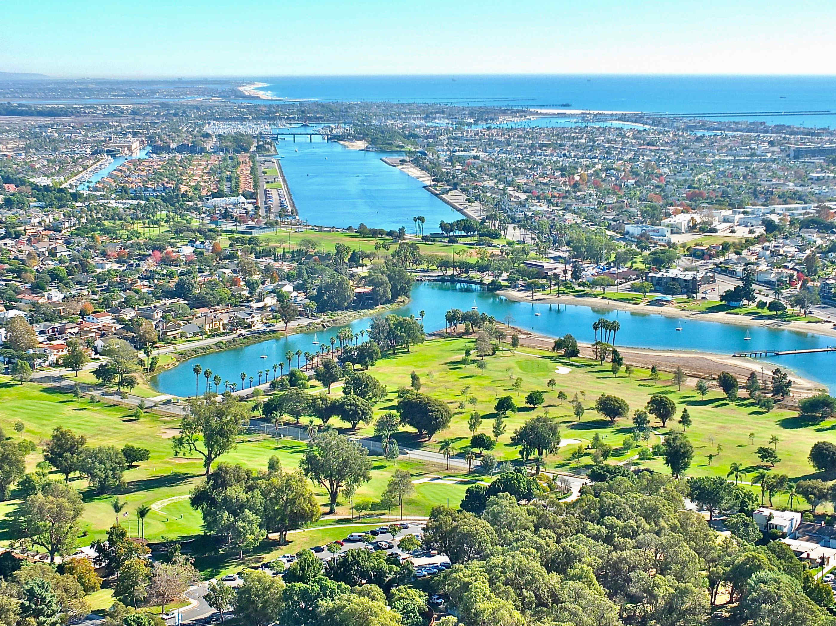 Greenbelt Guesthouse - Unlimited Peace & Privacy, Golf, Bowling Green. Easy Access to World Cup Venue 5