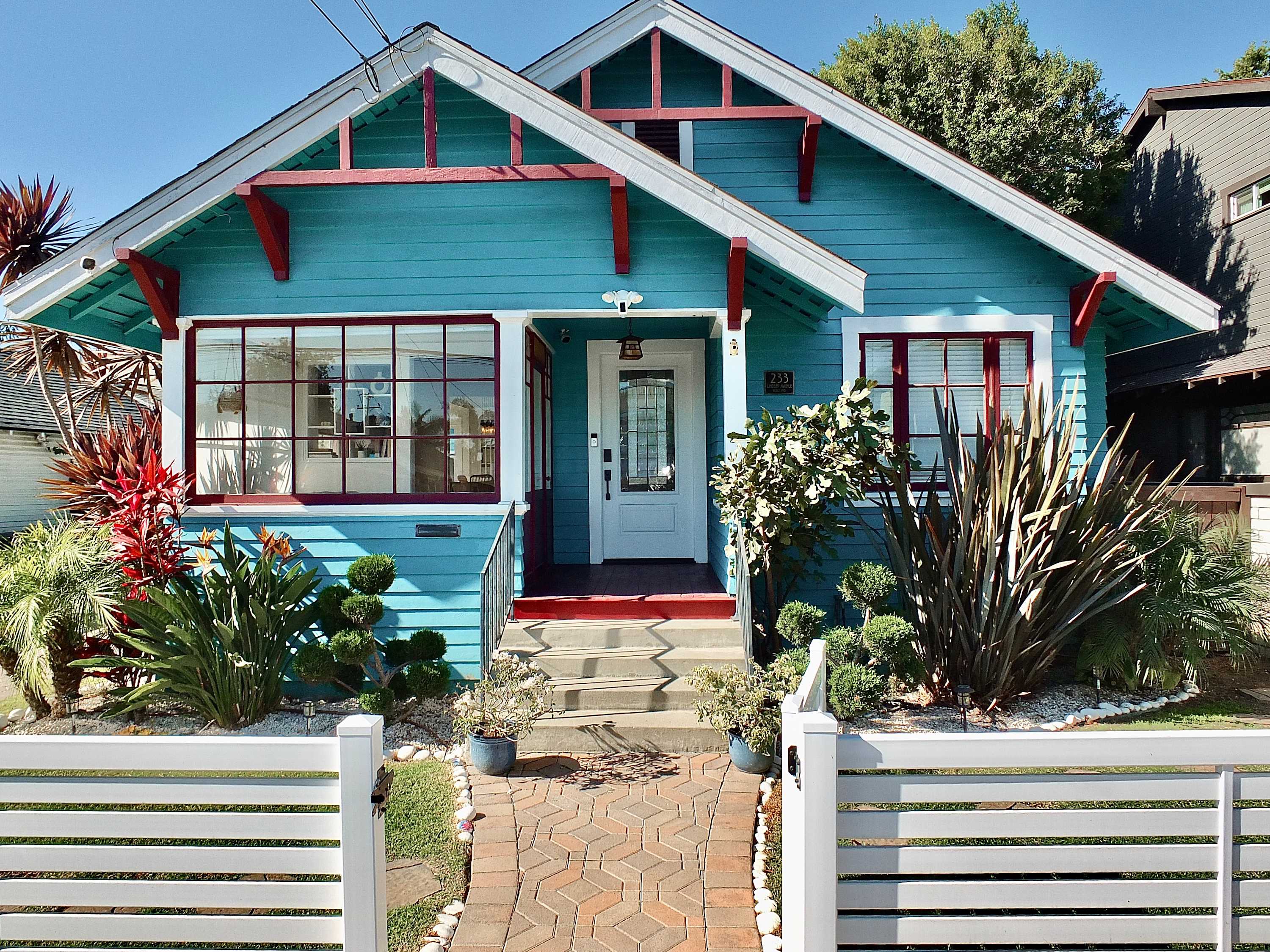 Beach City Craftsman - Walk to Beach, World Cup Venue Nearby!