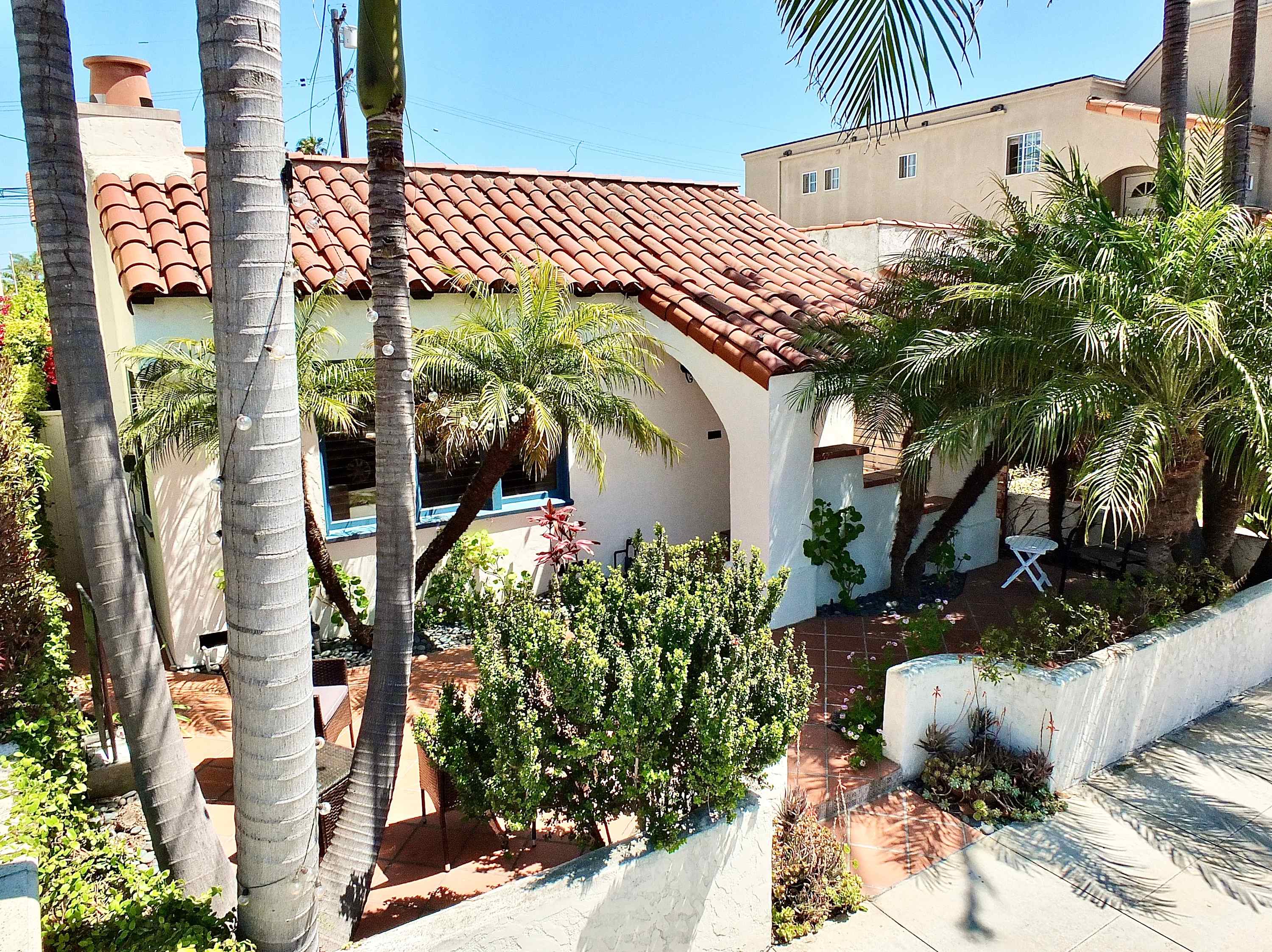 Belmont Shore Coastal Cottage – Idilic Home 2 Blocks to Beach, Near World Cup Venue