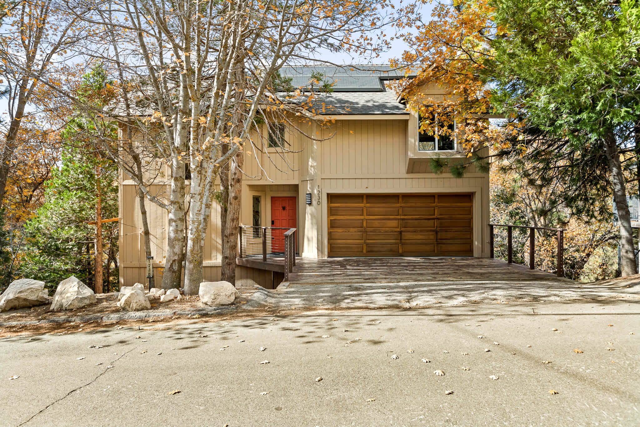 The Fancy Fox - Stunning Retreat With Massive Deck 6