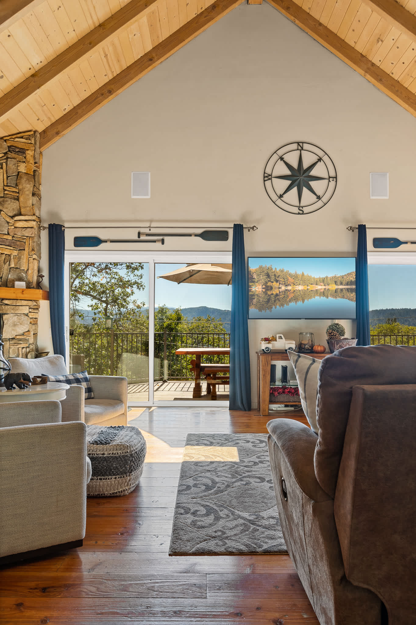 Bearfoot Lodge - Family Retreat w/Game Room & Deck 7