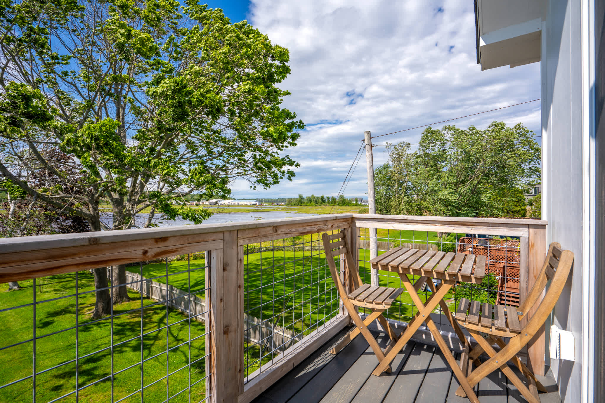 Latitude Adjustment, Walk to Beach & Dining! 4