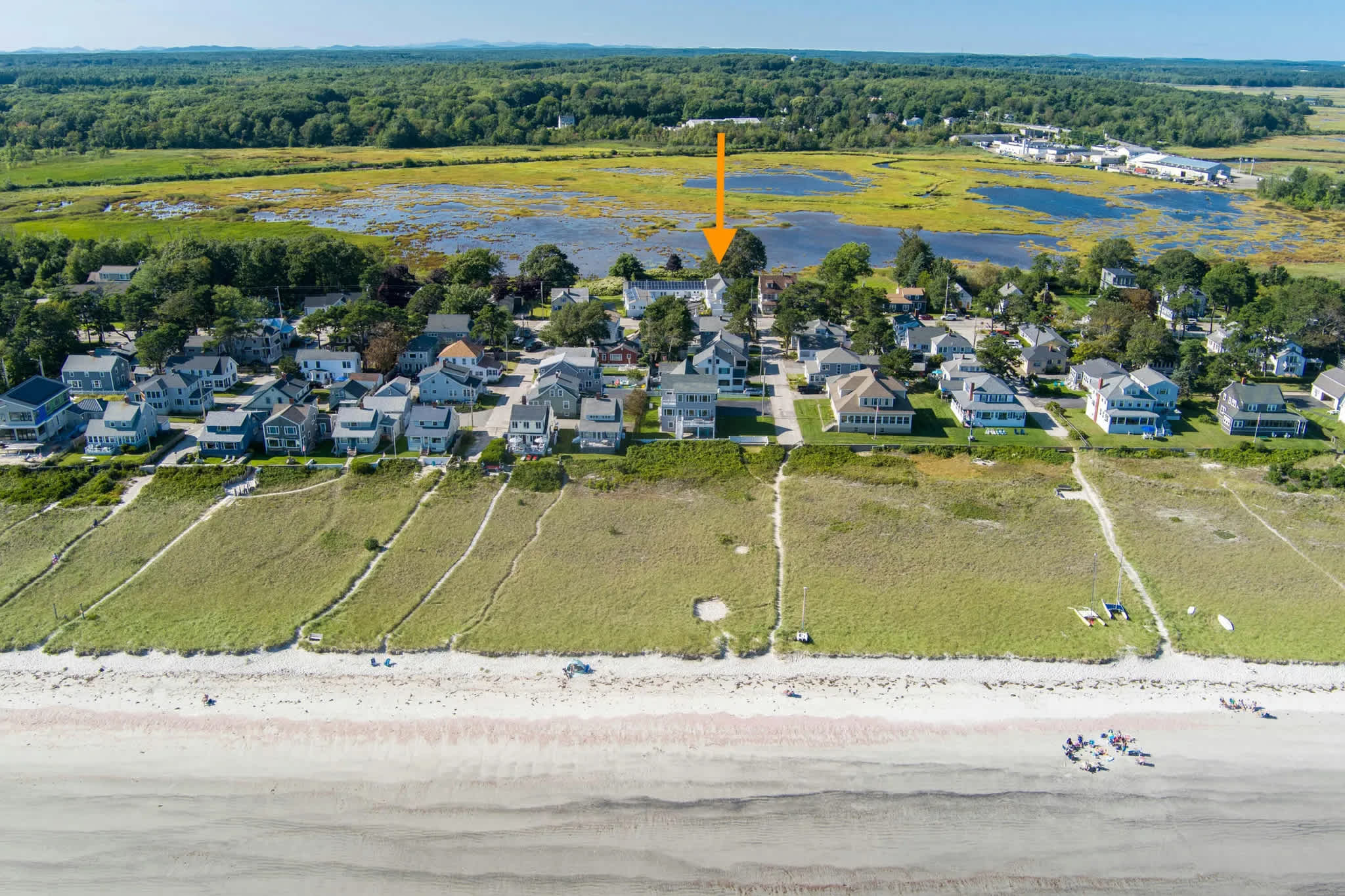 Latitude Adjustment, Walk to Beach & Dining! 2