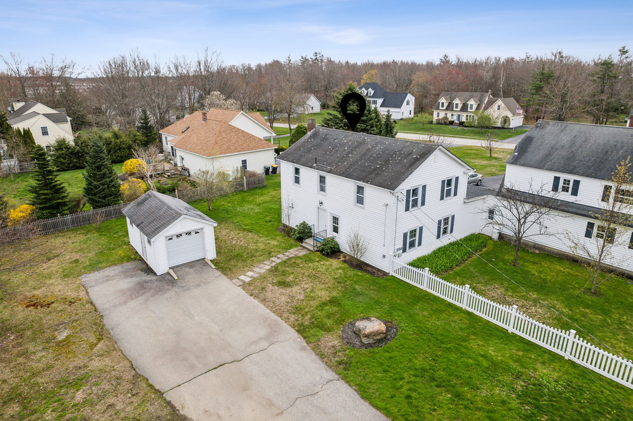 The Coastal Nest - Stay for 5! 2