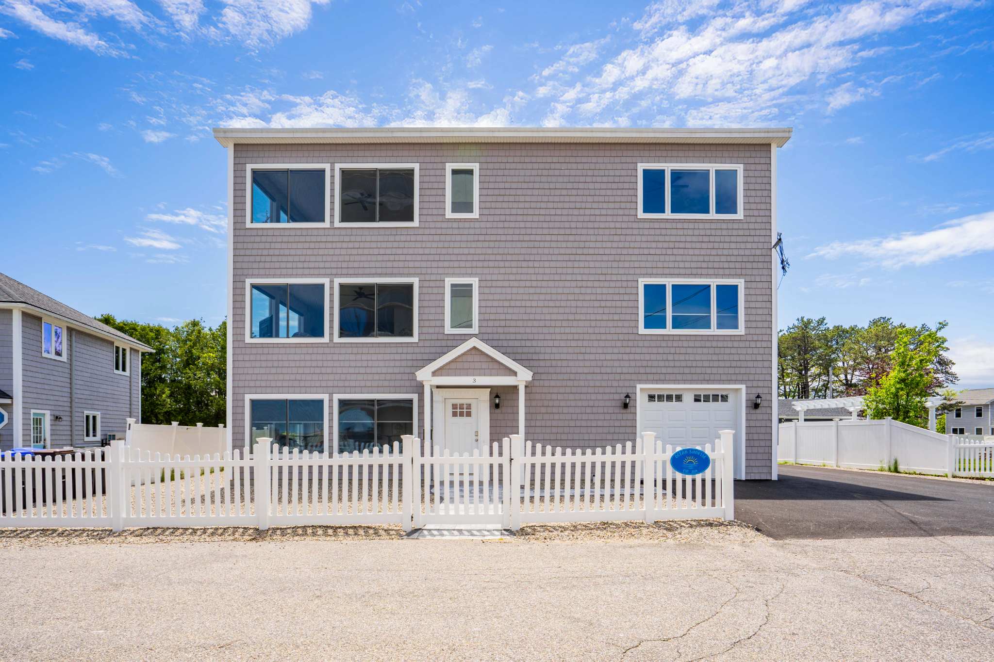 Ocean View • Direct Beach Access • Sleeps 18 7