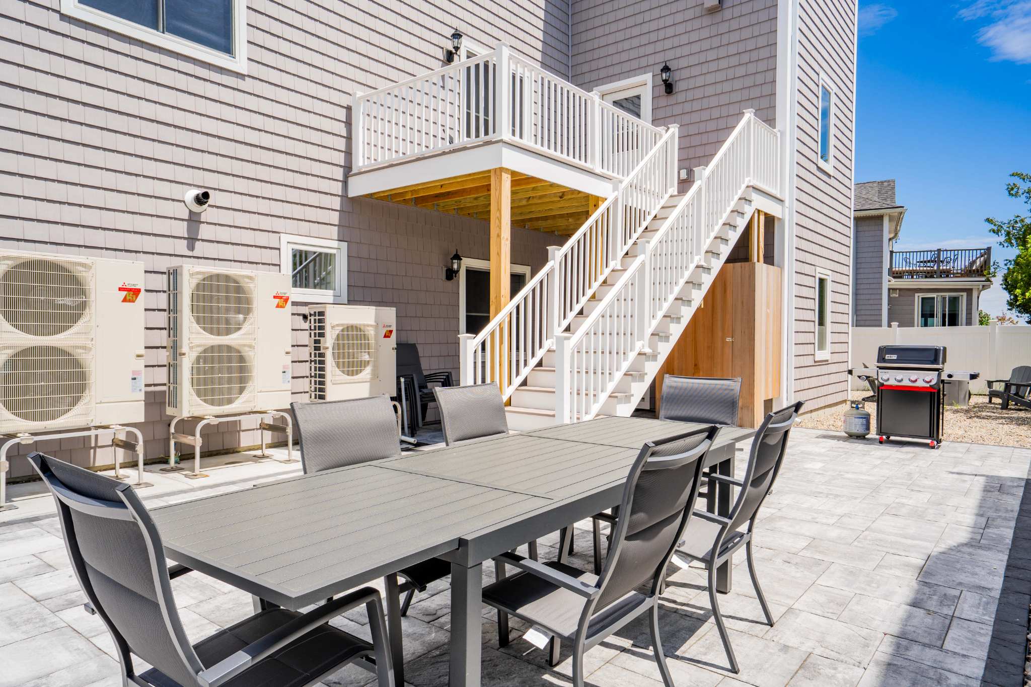 Ocean View • Direct Beach Access • Sleeps 18 6