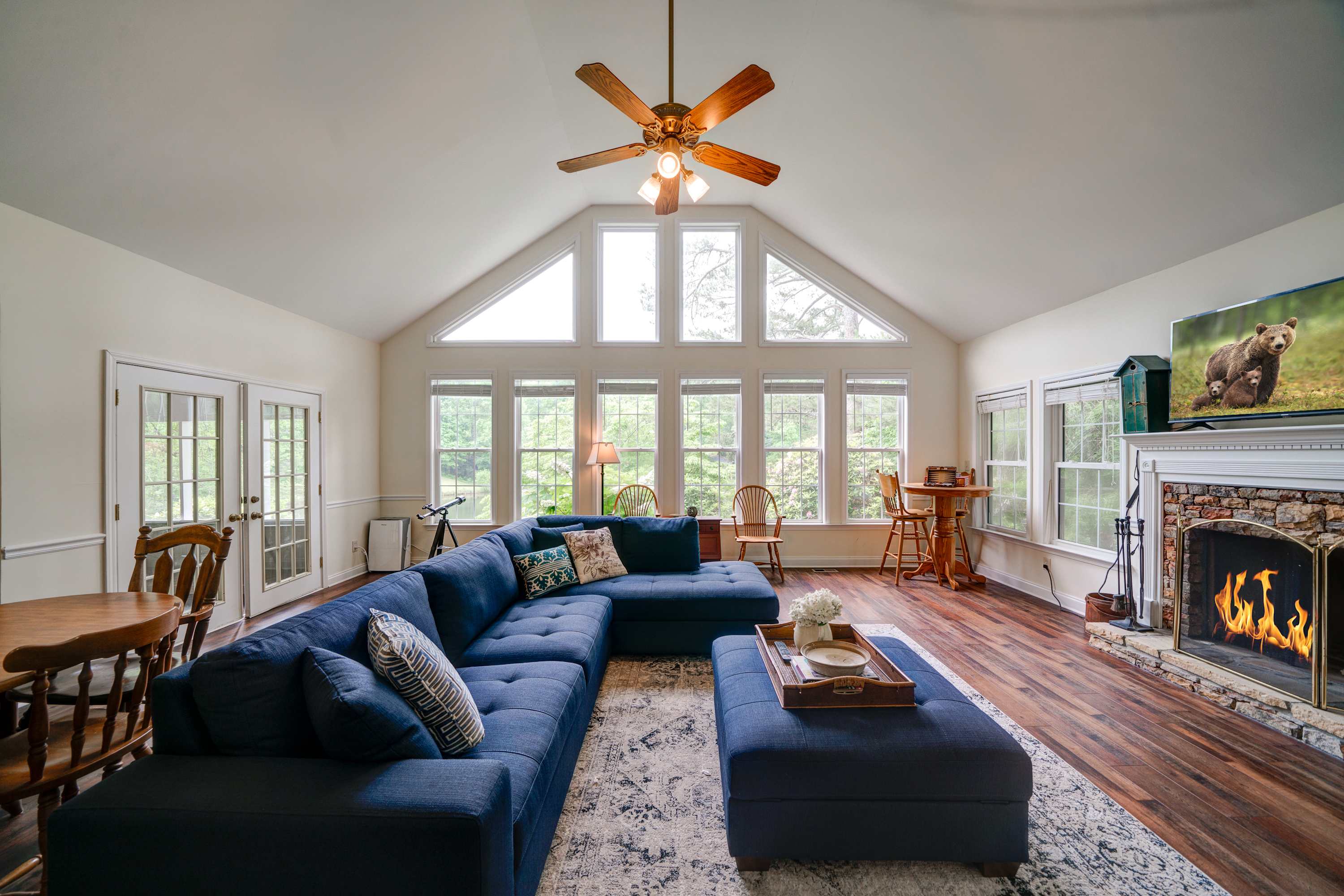 Lakefront Home with Private Dock - in Jasper, GA