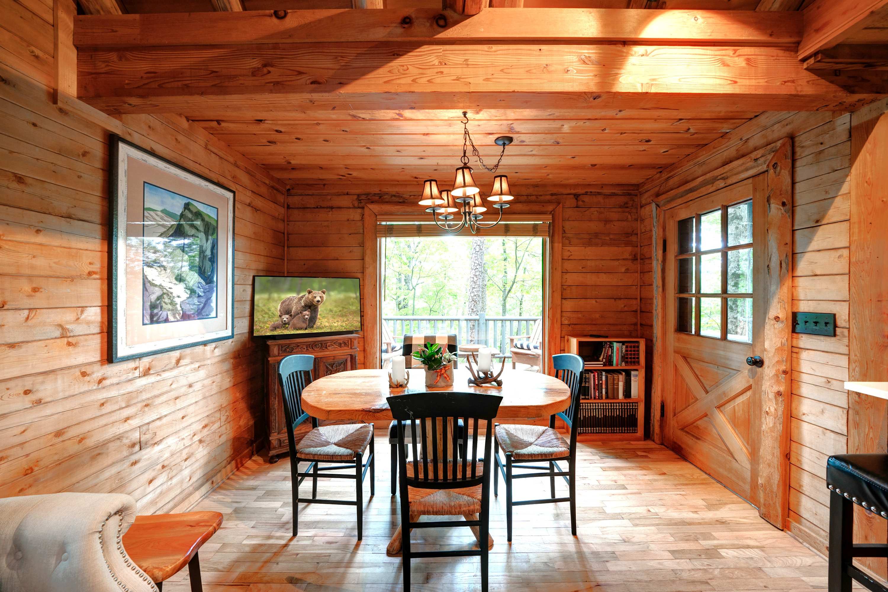 The Guest House - Historic Log cabin in Big Canoe 7