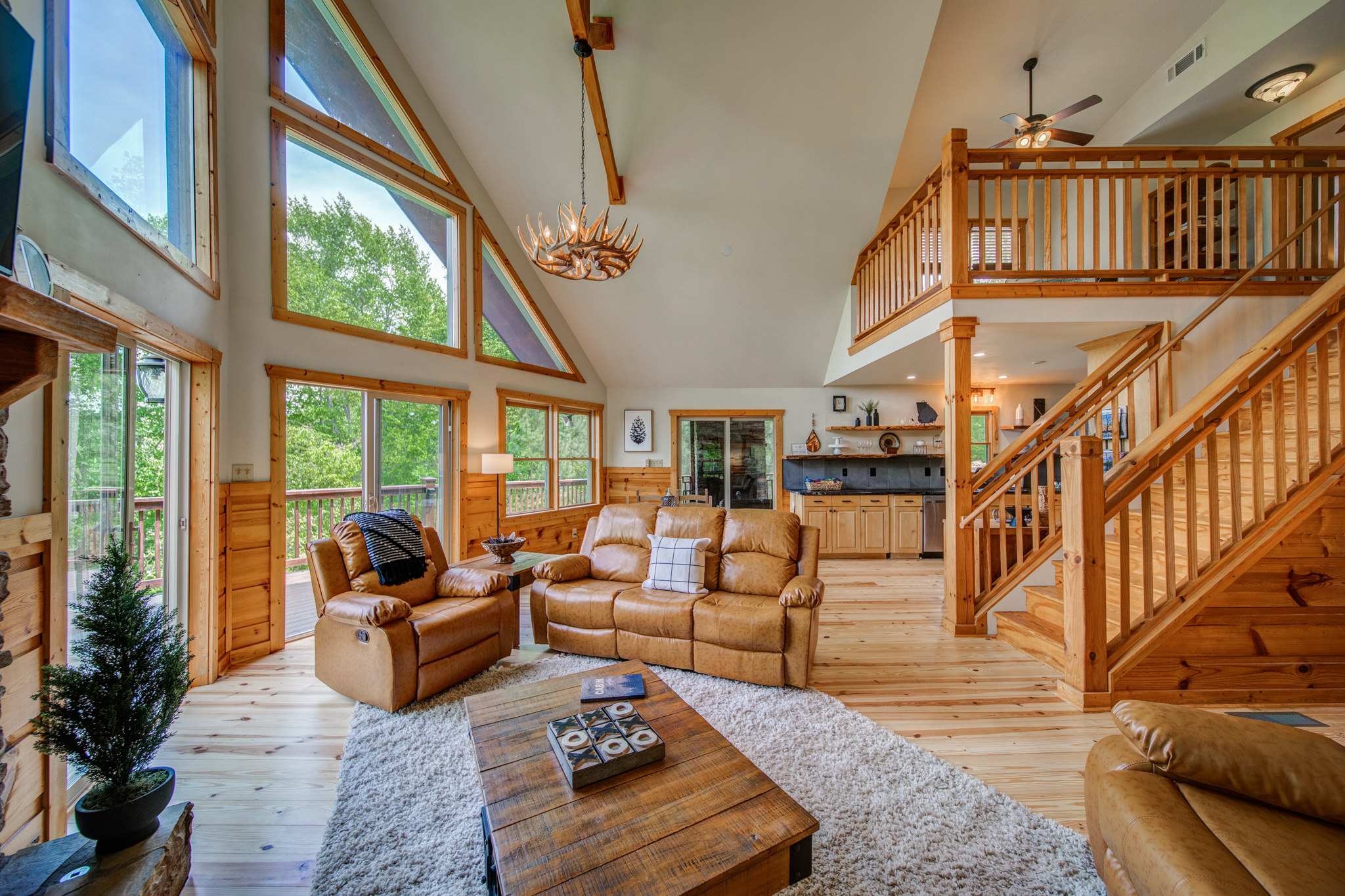 Your Get Away in Ellijay - River Resort with Hot Tub! 8