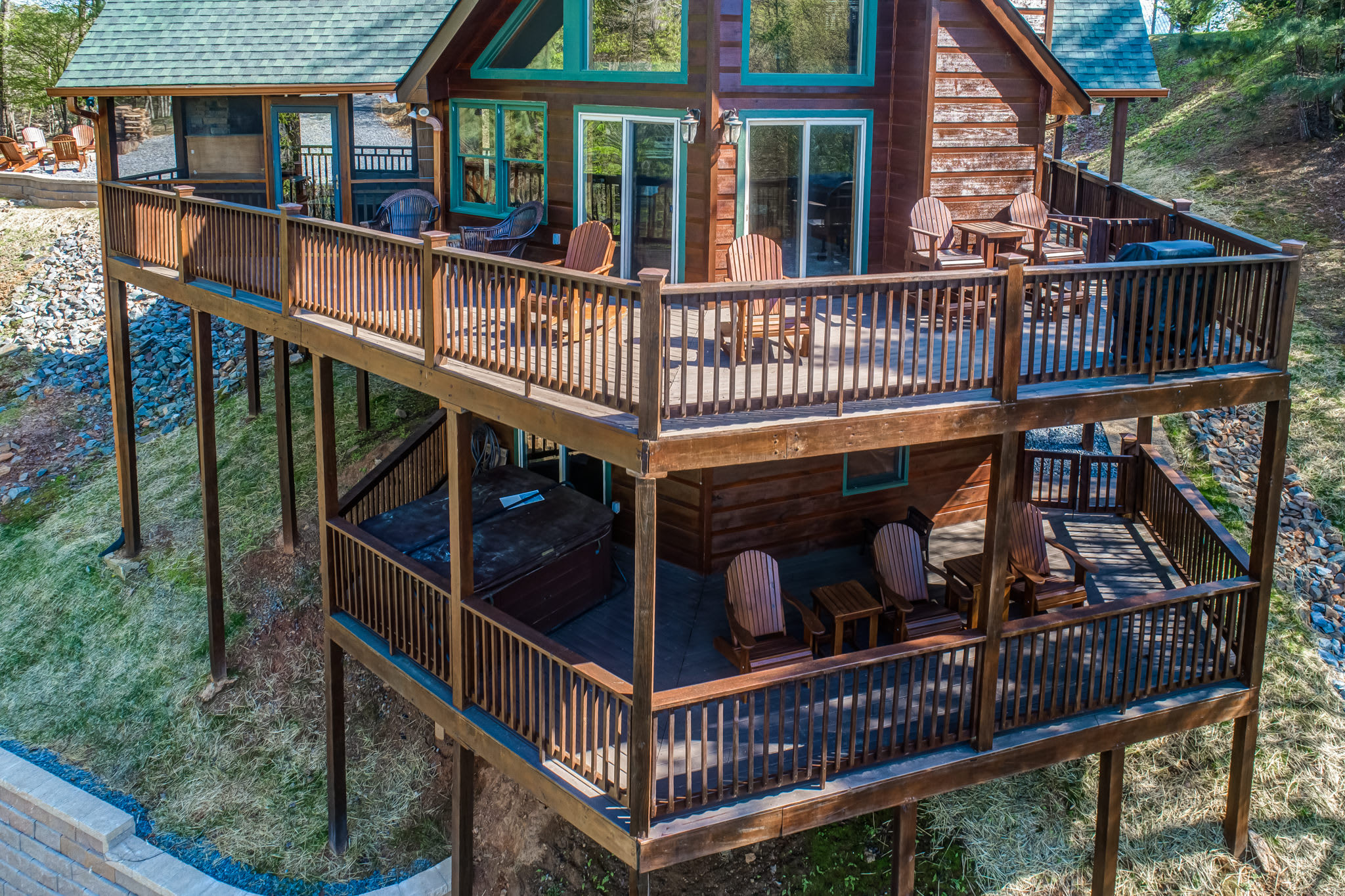 Your Get Away in Ellijay - River Resort with Hot Tub!