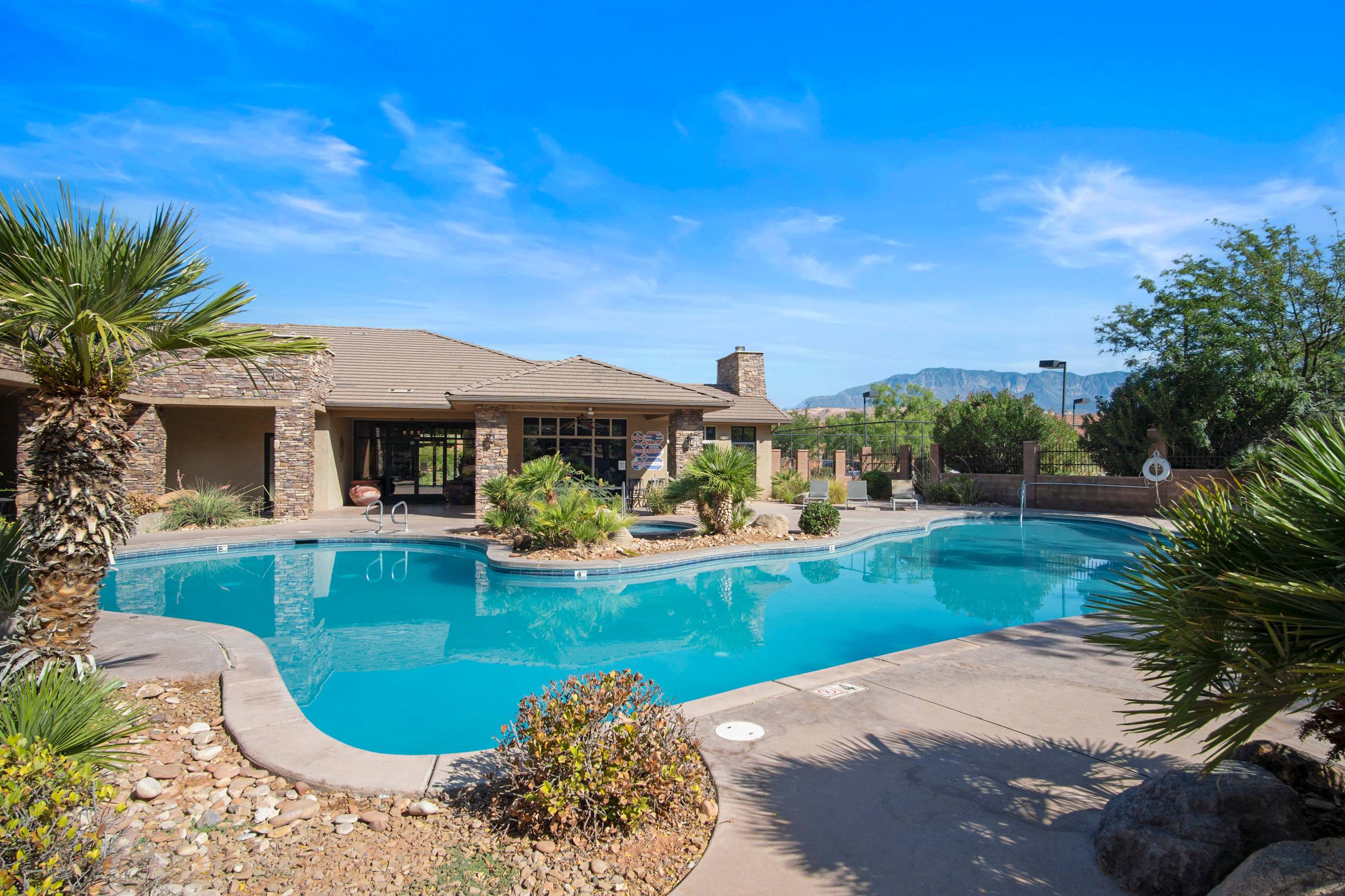 Sunset Oasis | Desert & Mtn Views 4