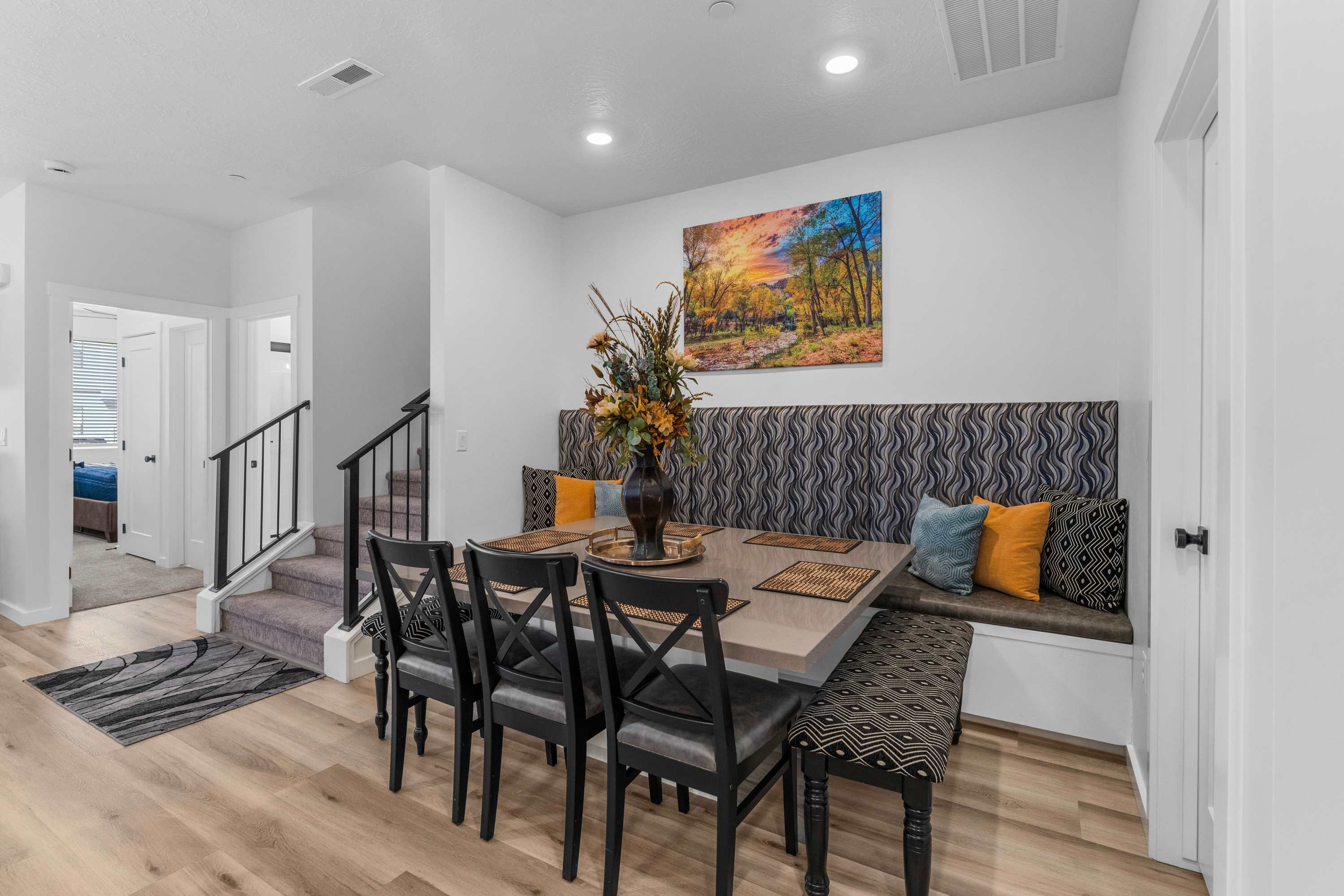 Make mealtime memories together at the dining table & kitchen counter