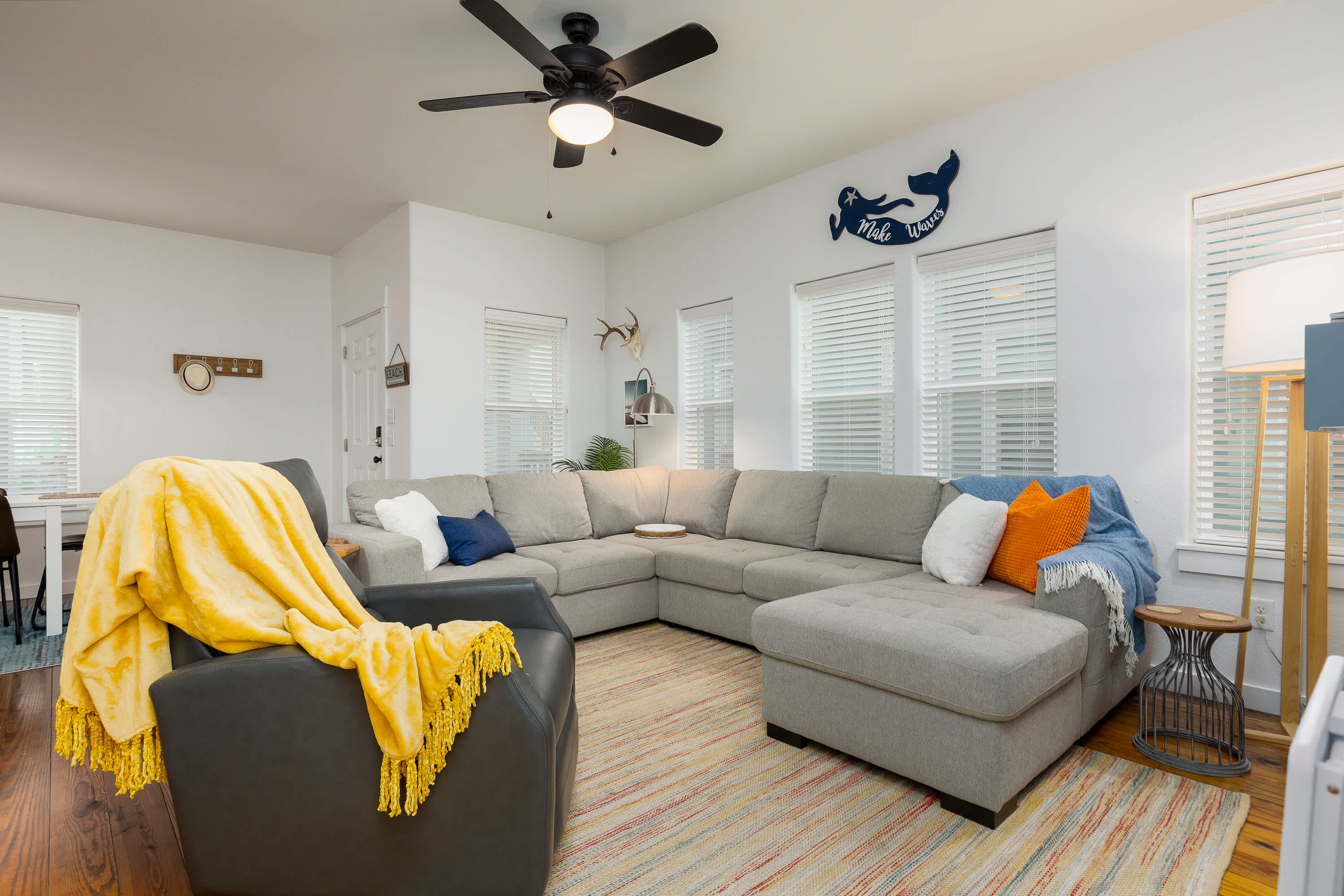 3 Bedroom | In Town | Month Long Stays 8