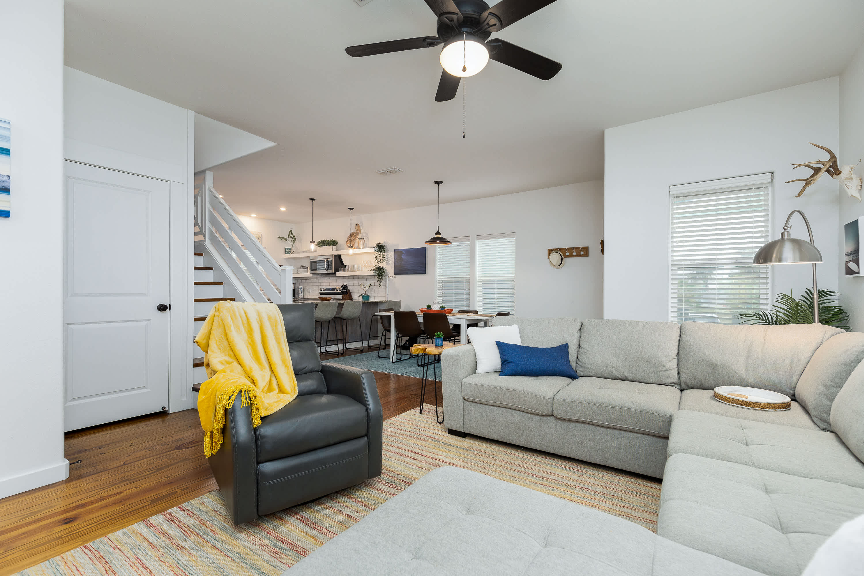 3 Bedroom | In Town | Month Long Stays 5