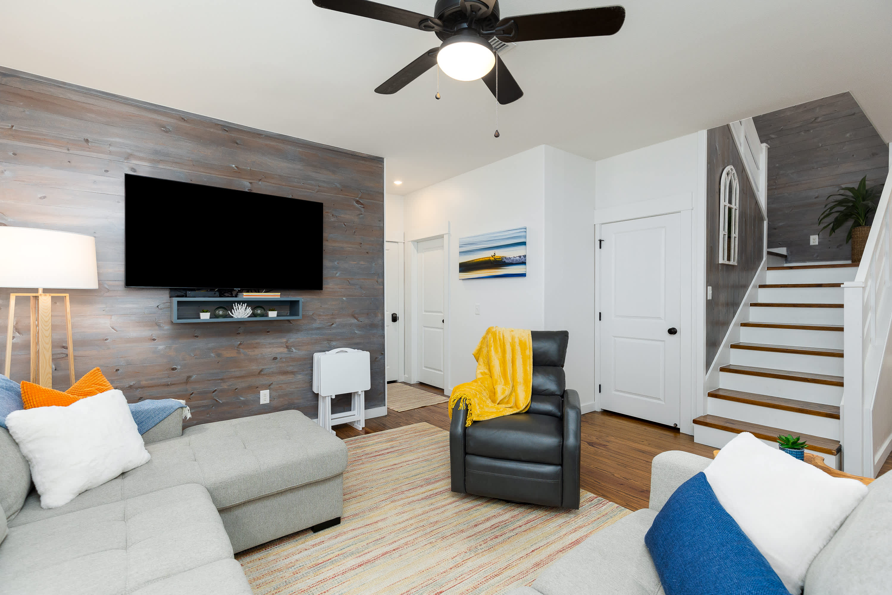 3 Bedroom | In Town | Month Long Stays 7