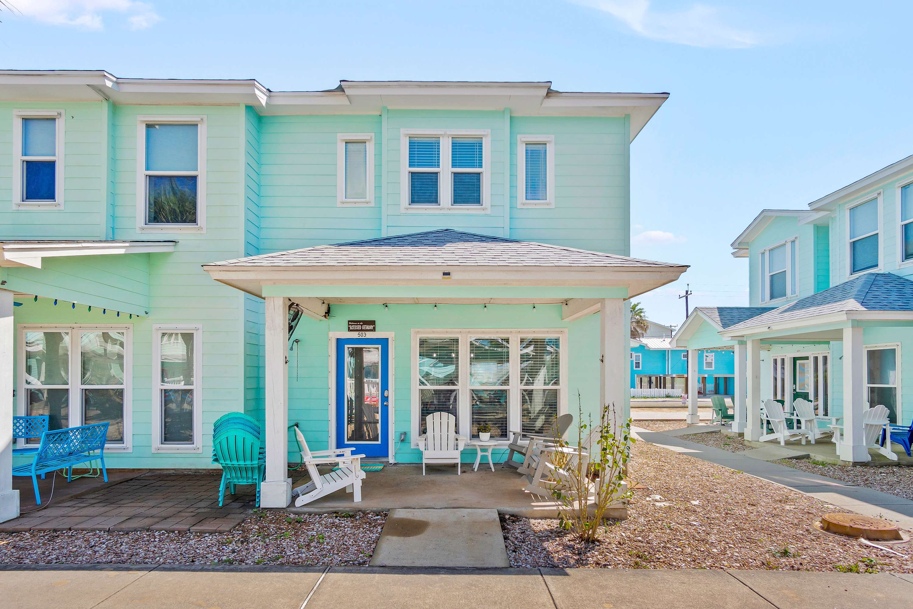 Month Long Stays 3 Bdr | Pool | No pets | Sleeps 10 7