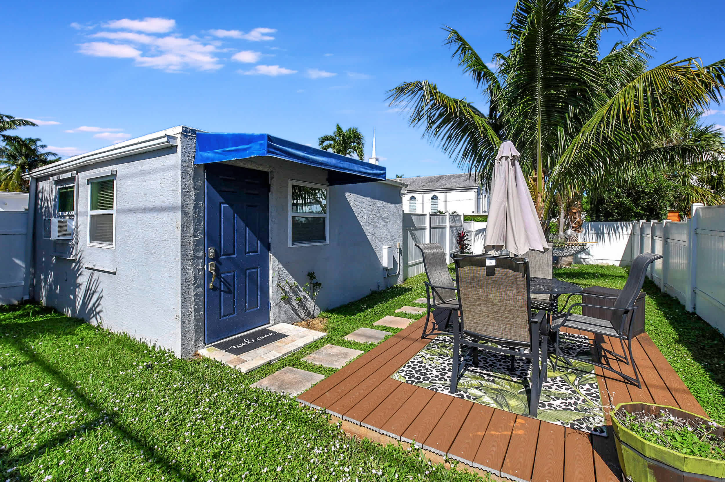 Cozy Cottage 5 Min to Beach - Perfect for Couples 8