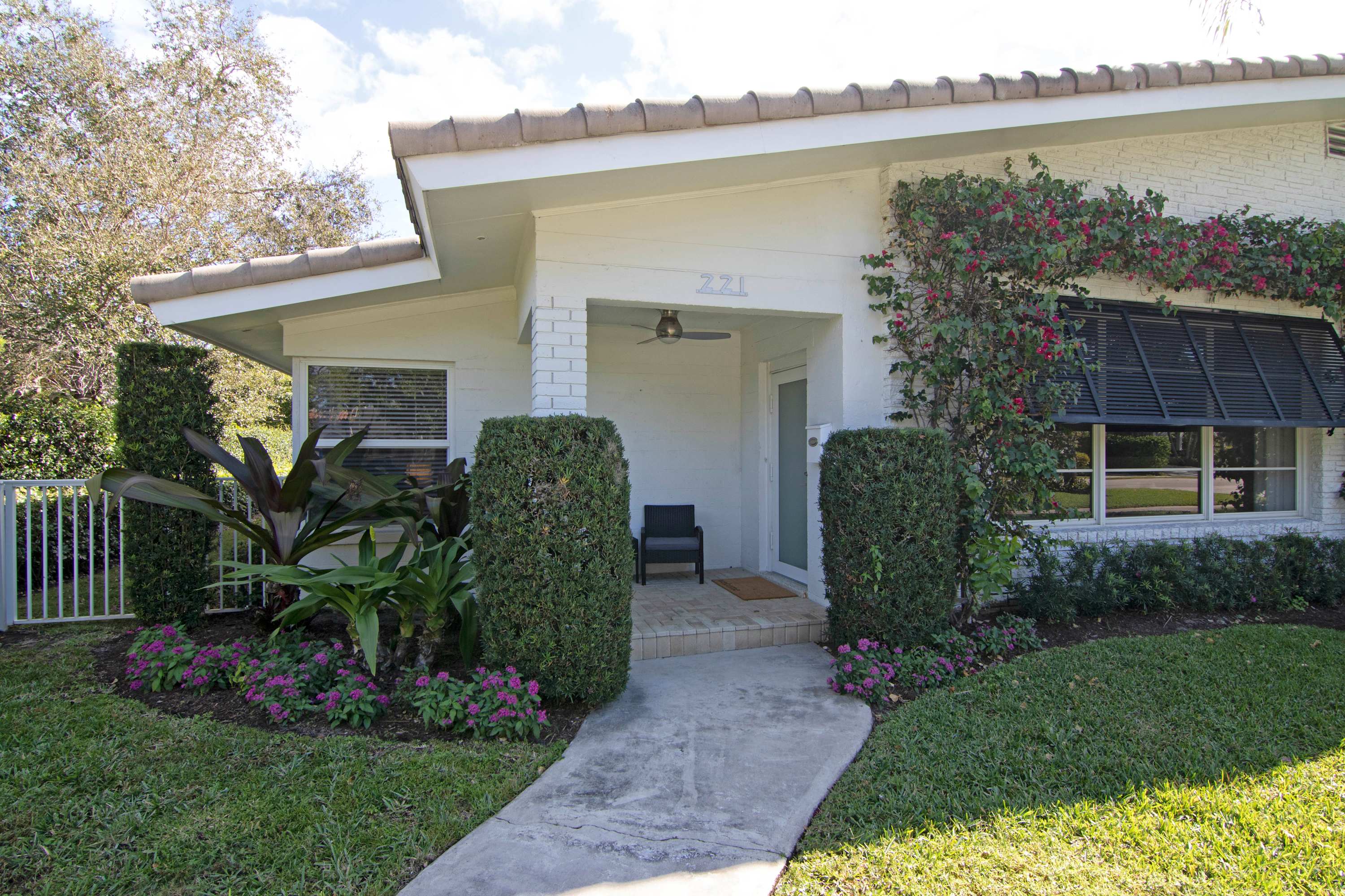 Pathway to front entrance