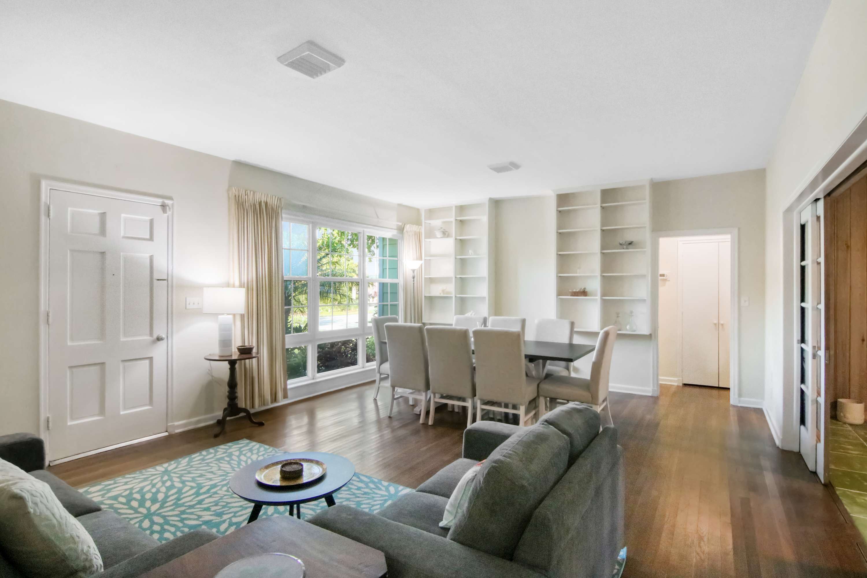 Sun, Shells and Seaspray with Lanai 6