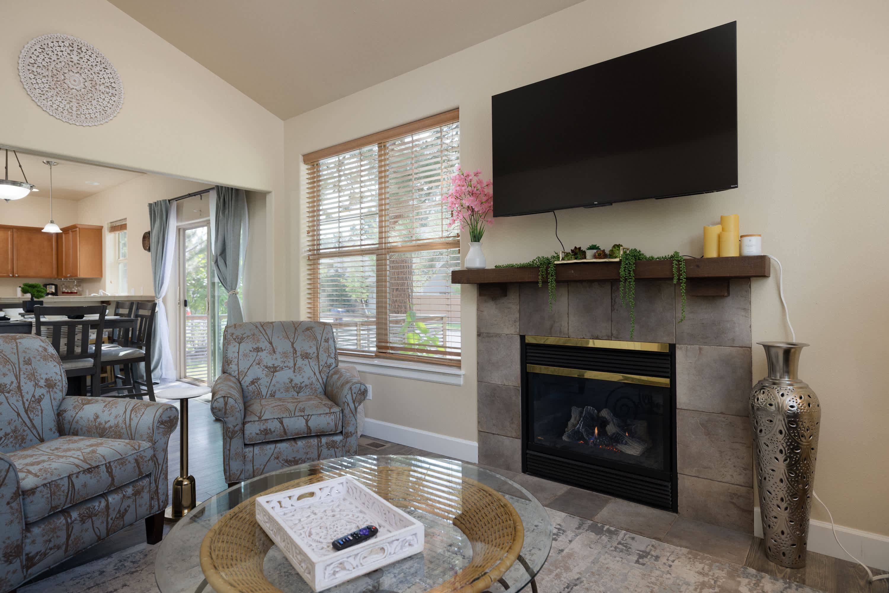 Bend Oasis: Pets OK | 10 Mins to Old Mill | Bikes + Patio 6