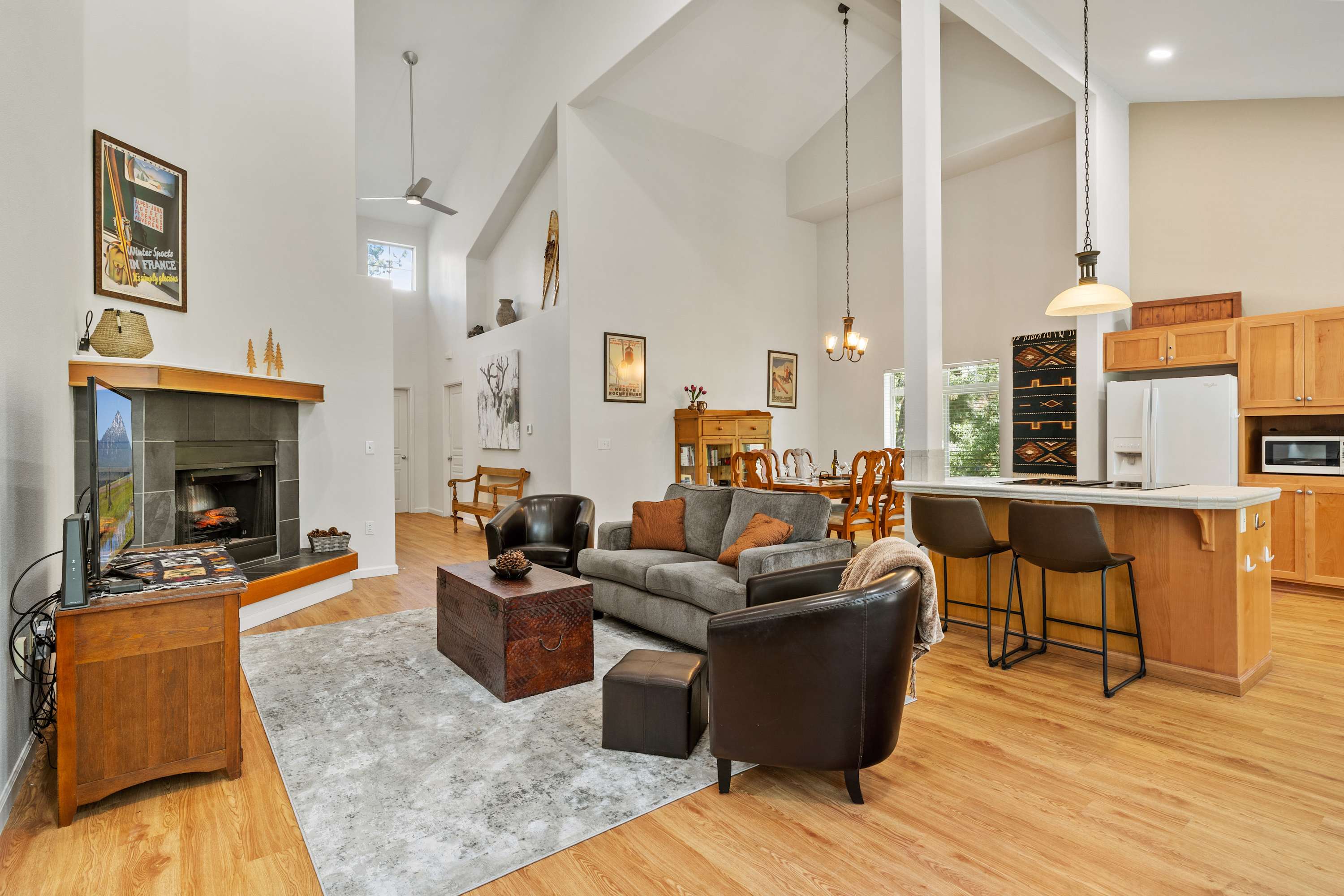 Featured Property Widgi Creek Retreat! Lux Mt Bachelor Stay for 4!