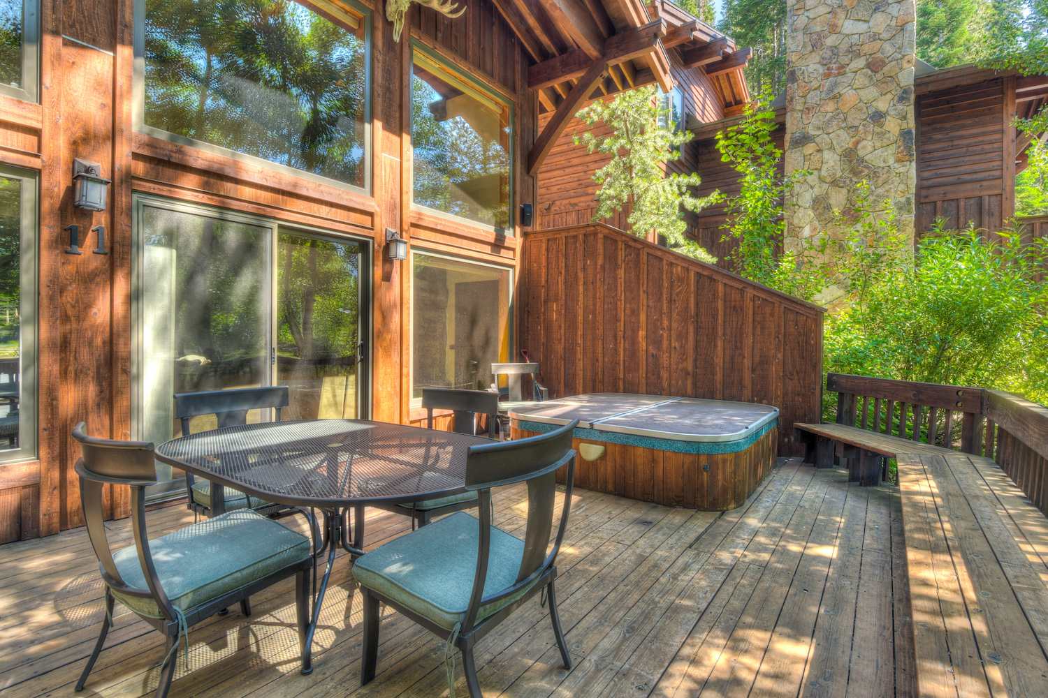 Ridge Court Barrel - Relax in Private Hot Tub 5