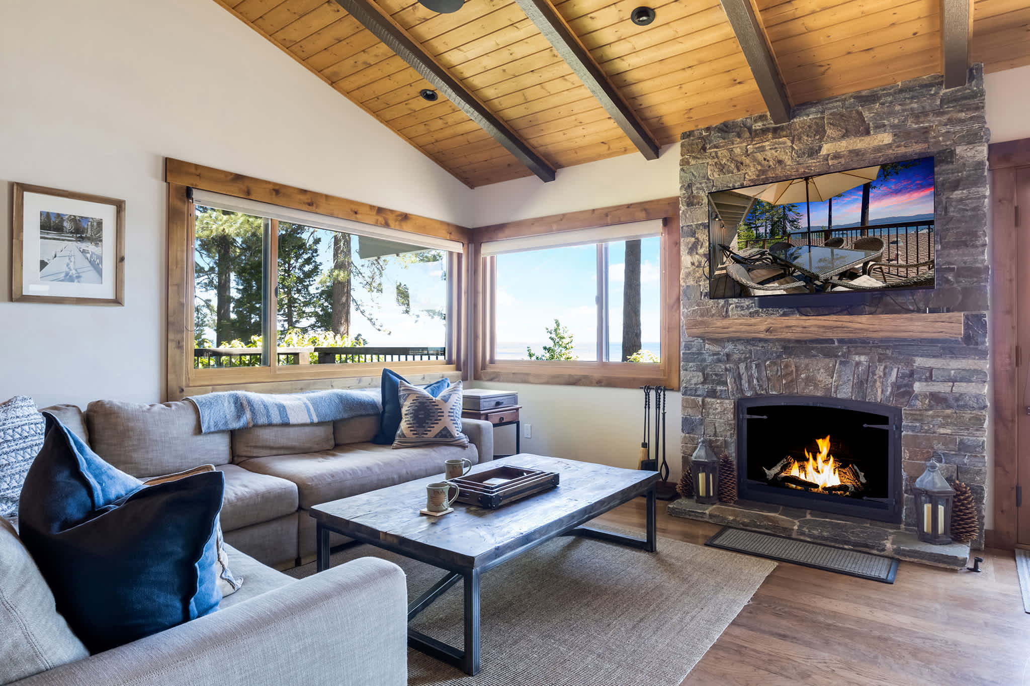 Waters Edge Jewel with Lake Views - HOA Access! 4