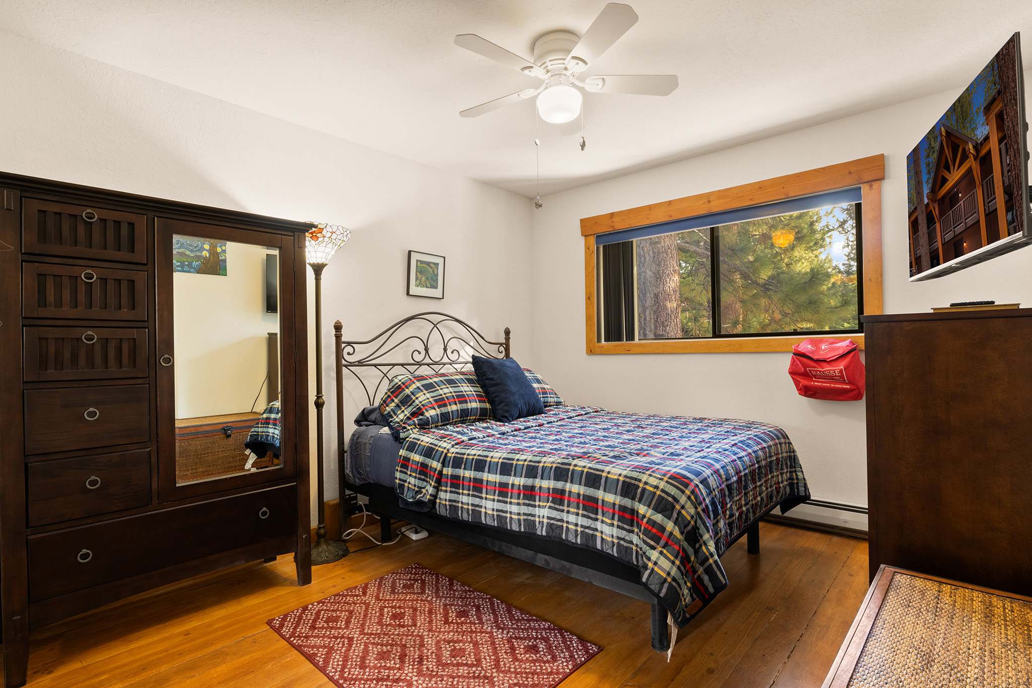 Sierra Pines Retreat - Sleeps 6! 6