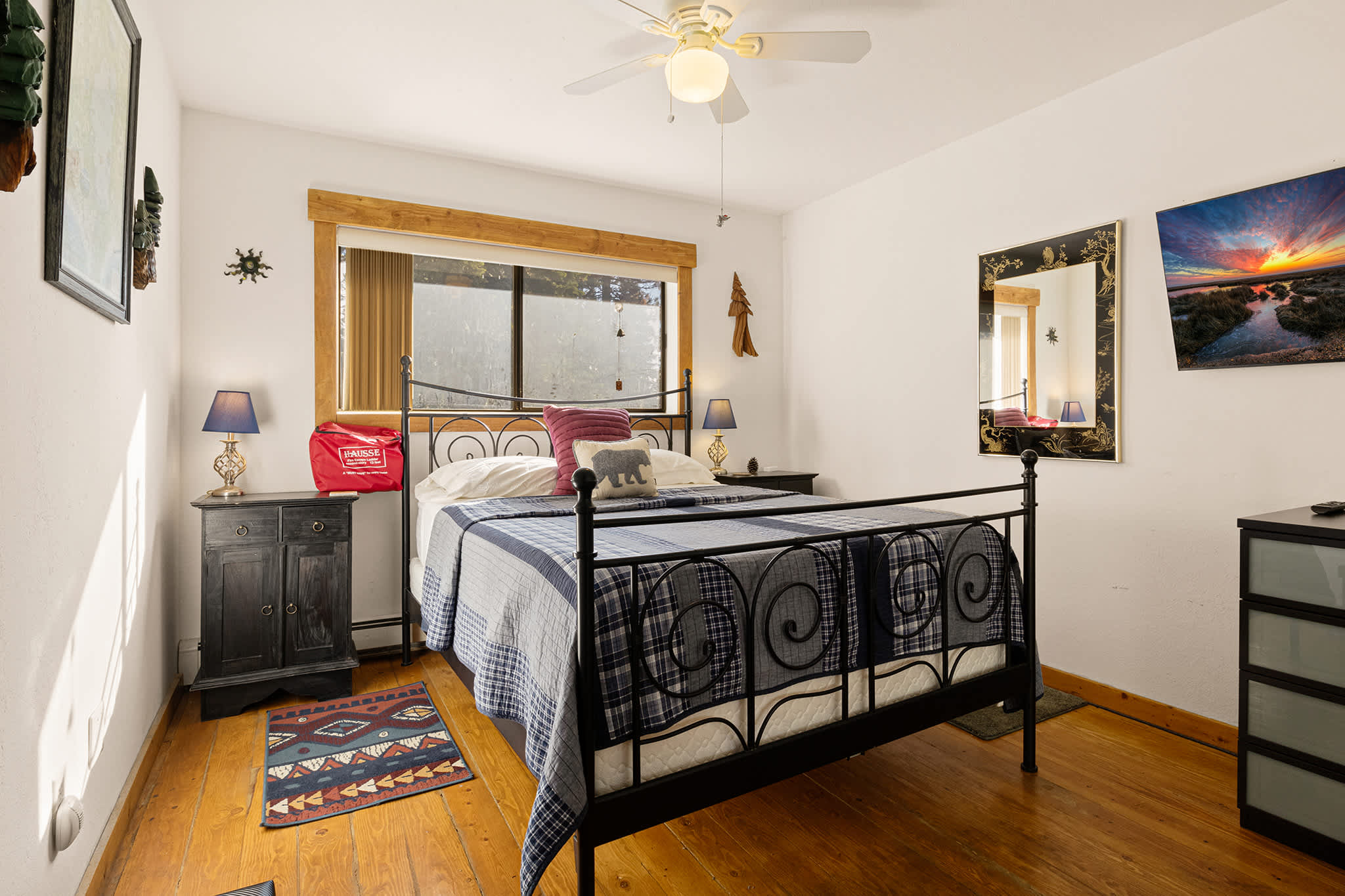 Sierra Pines Retreat - Sleeps 6! 5
