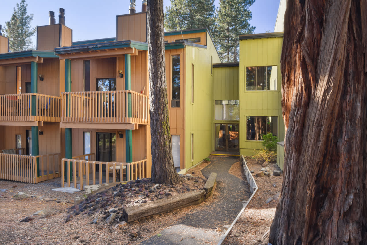 Regency Retreat - Studio for 2! 4