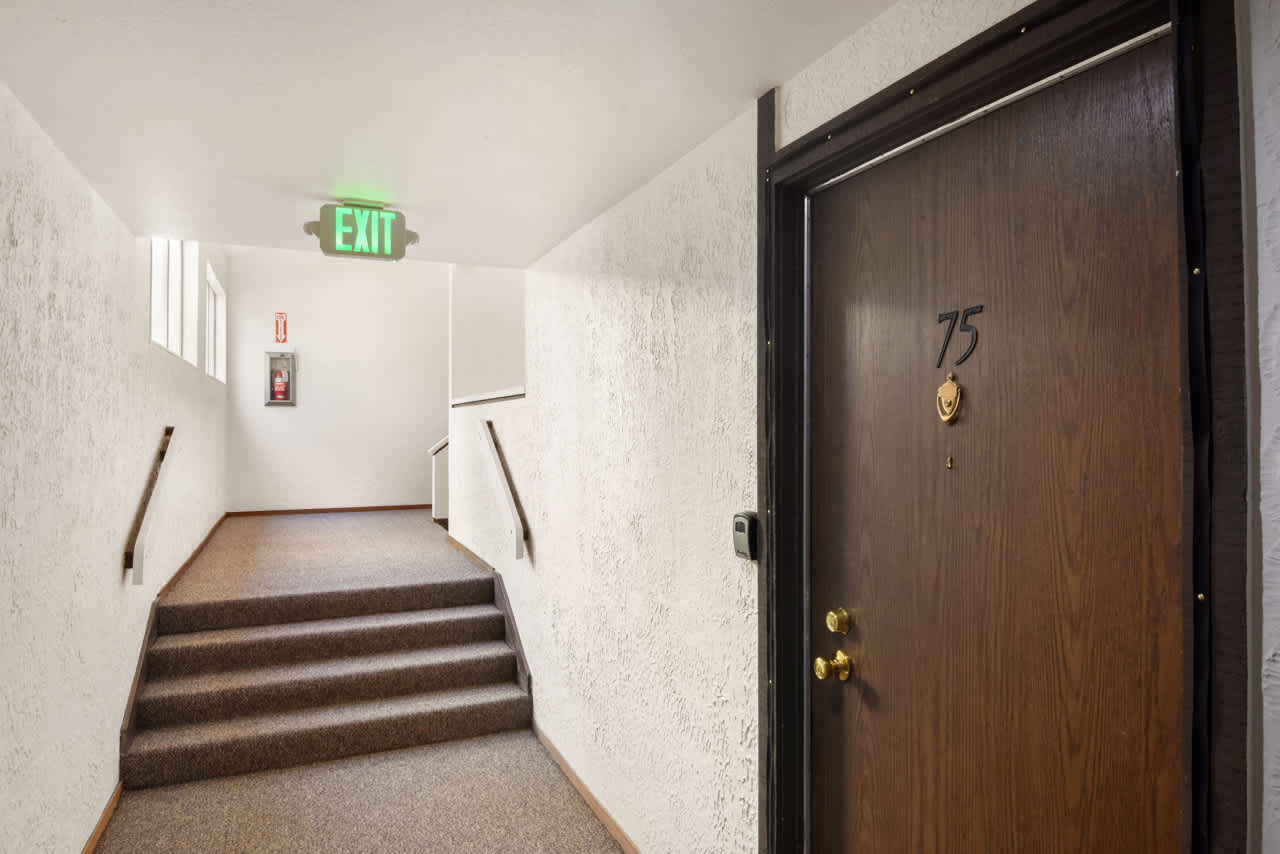 Regency Retreat - Studio for 2! 6