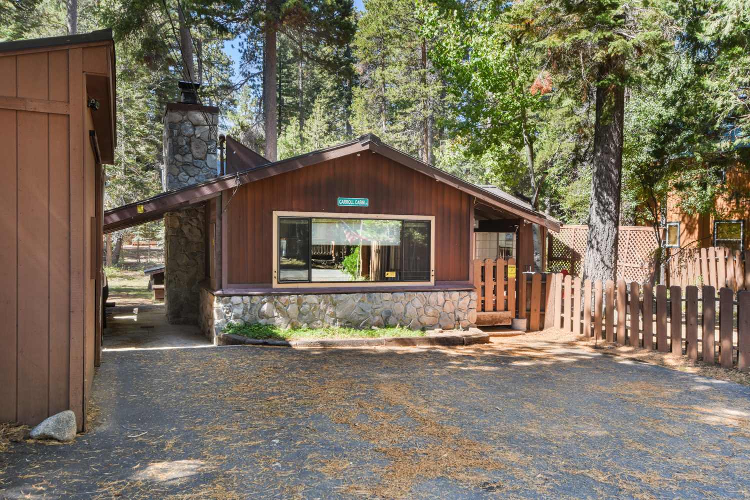 Featured Property Elm Street Getaway, Sleeps 8!