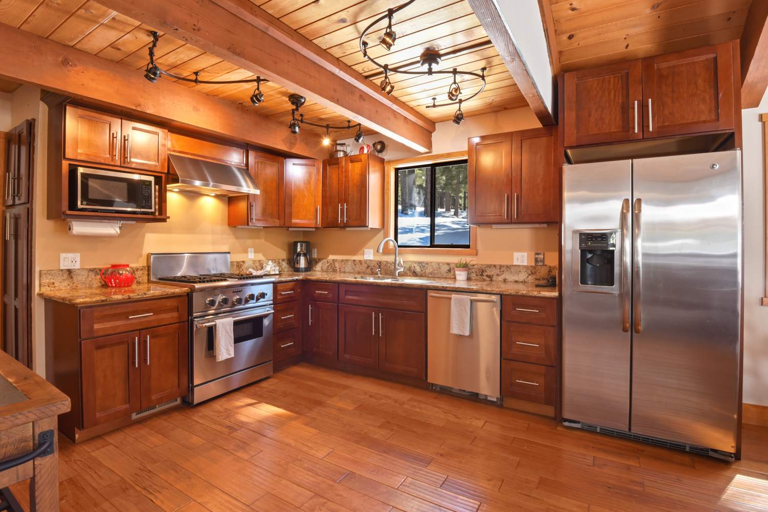 Northstar Treehouse Chic 4BR House Forest view inside Northstar Ski Resort 3