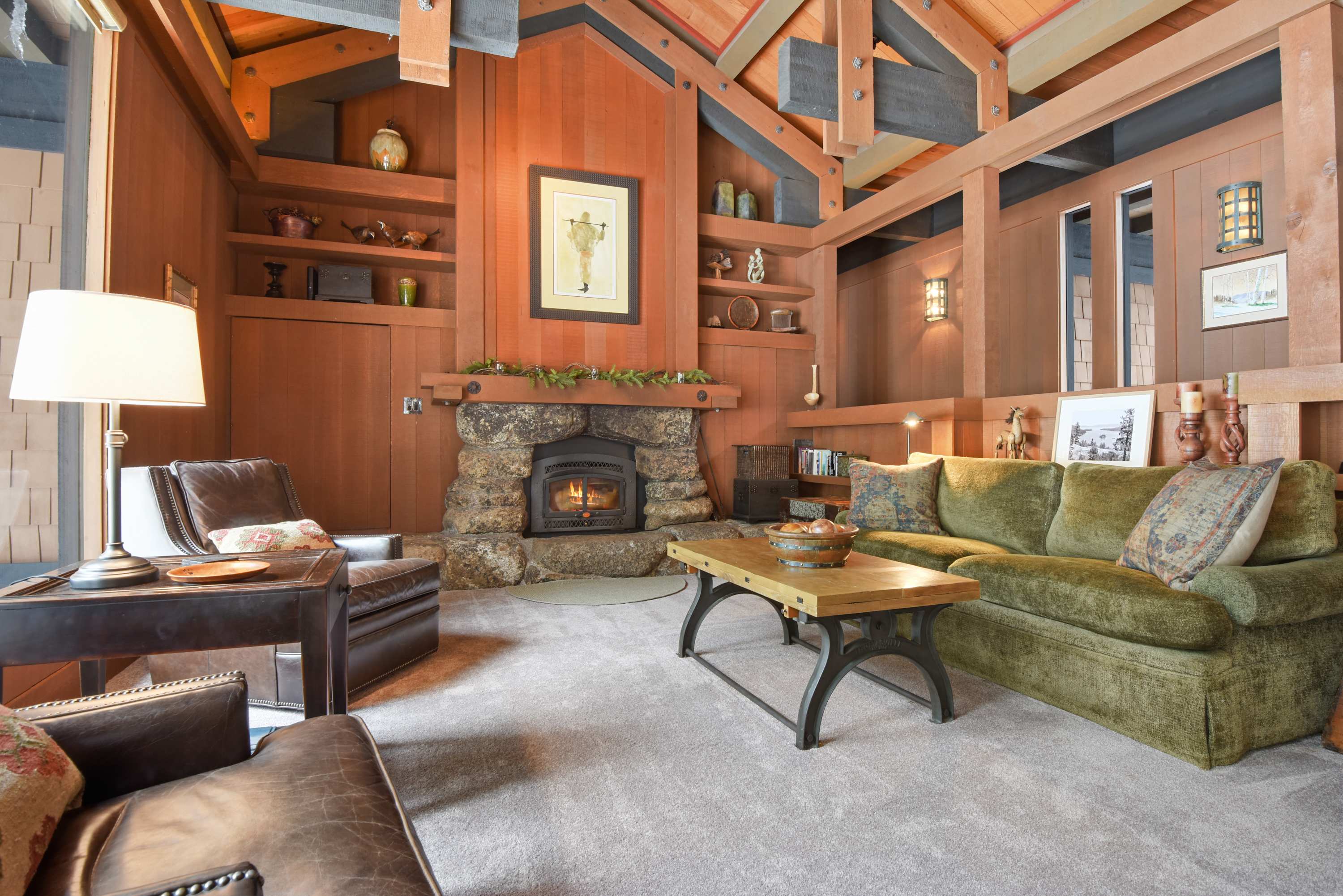 Joy on the River Stunning Waterfront Home for 10 5