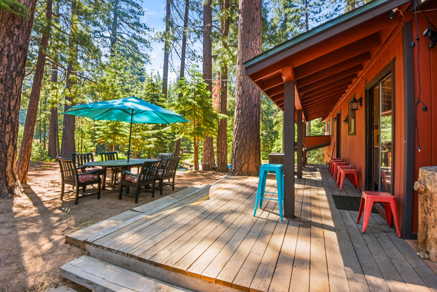 Incline Bliss Dreamy Pet Friendly Escape