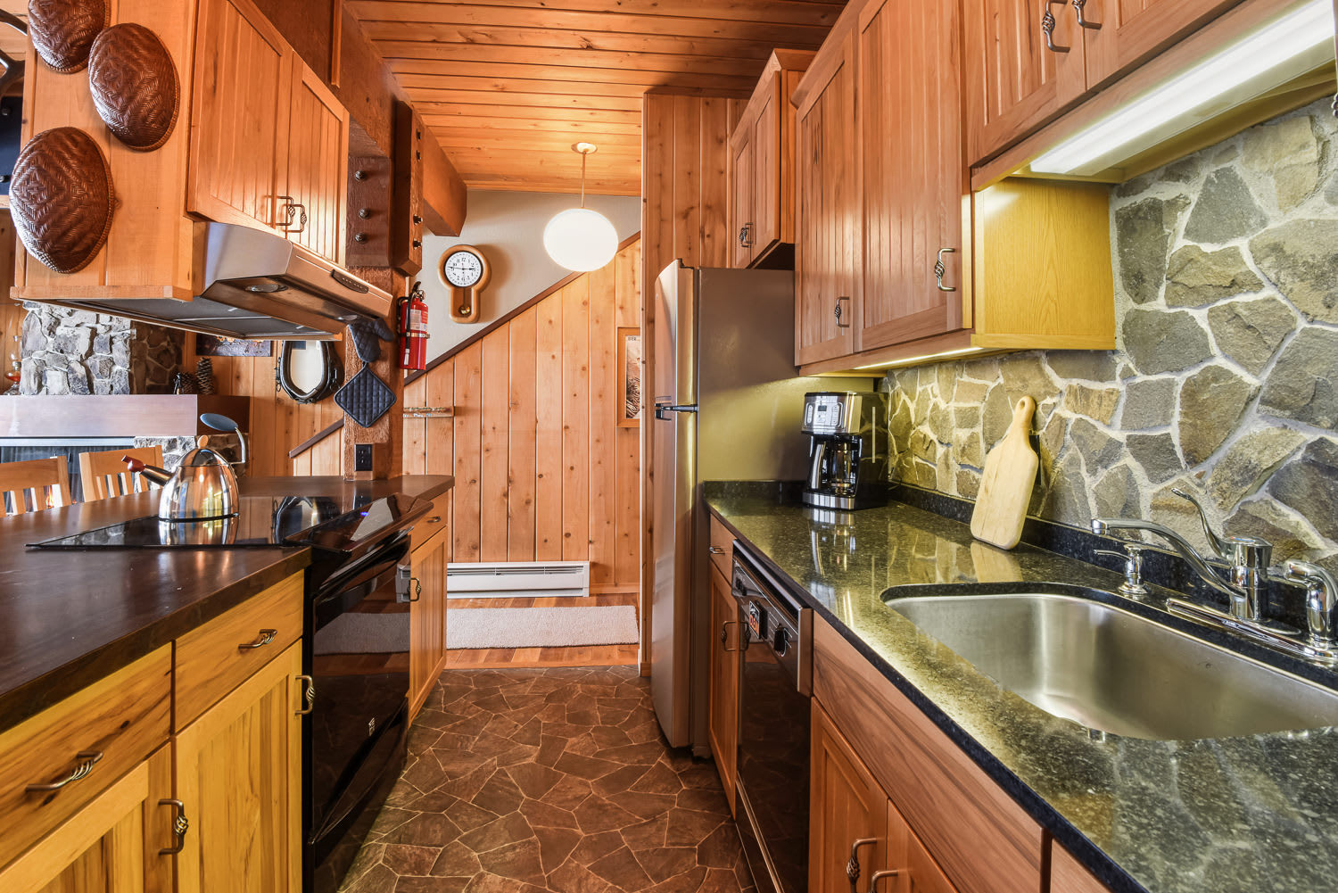 Comfy Alpine Meadows, Endless fun 7