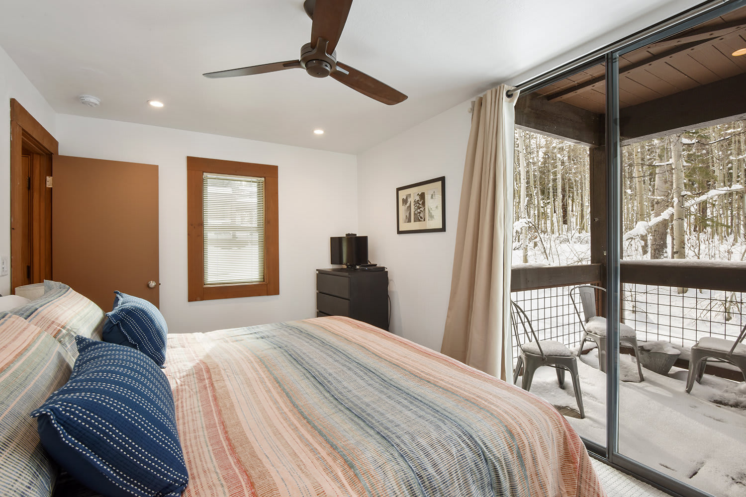 Moments from Northstar Village! 4