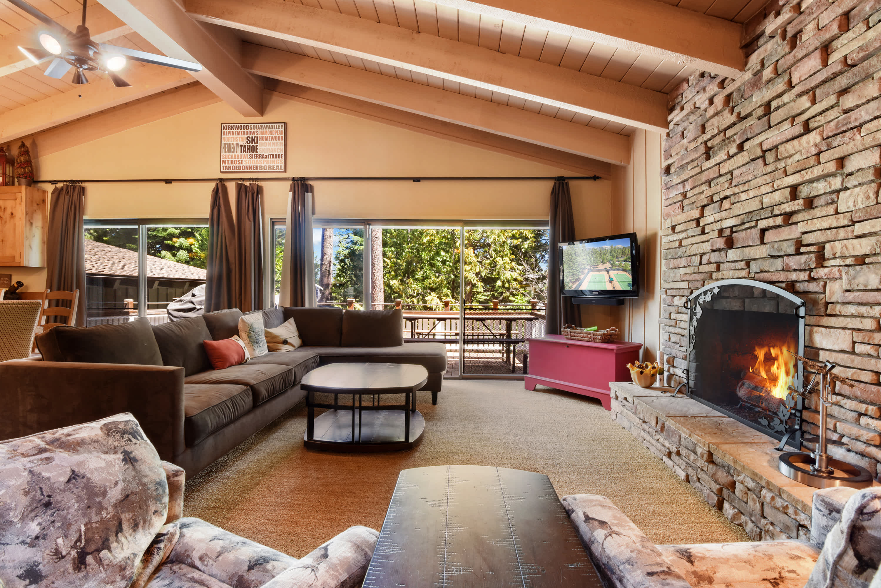 Waters Edge Oasis - Shared Pool & Pier Access 4