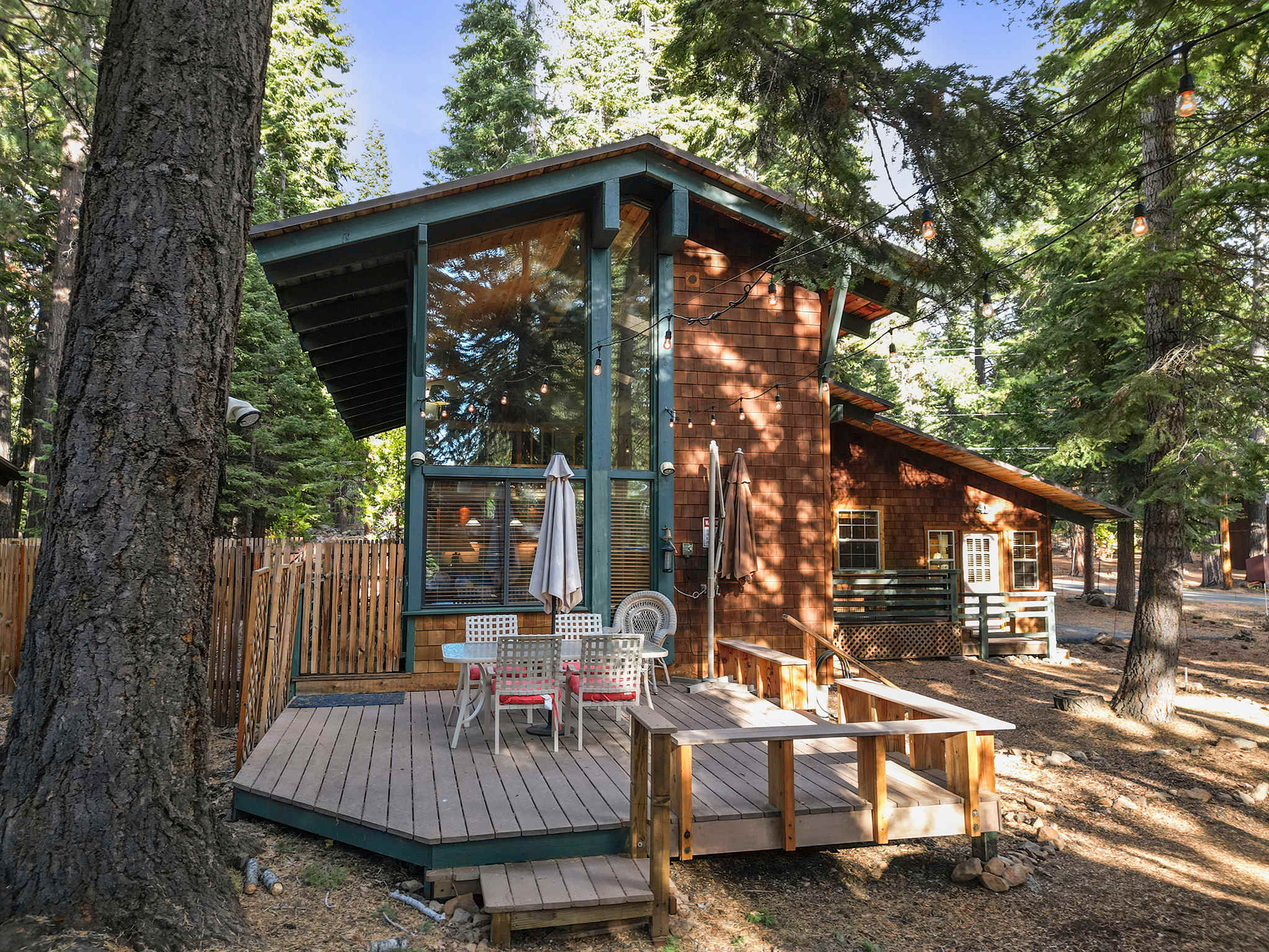 Sundance - Foosball Table, BBQ, Near West Beach 5