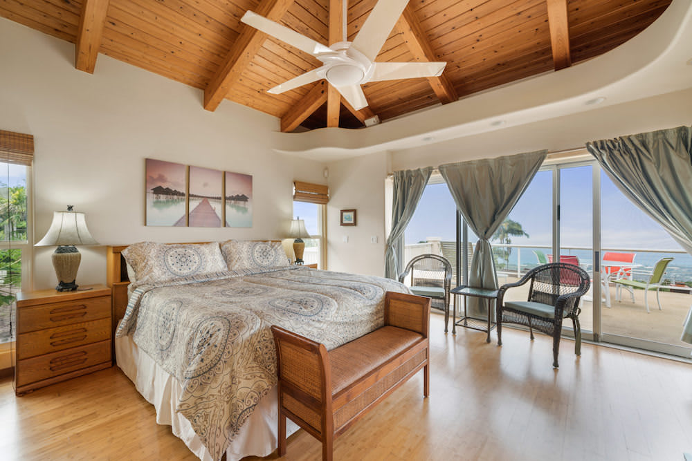 Bedroom 1: Cal King bed